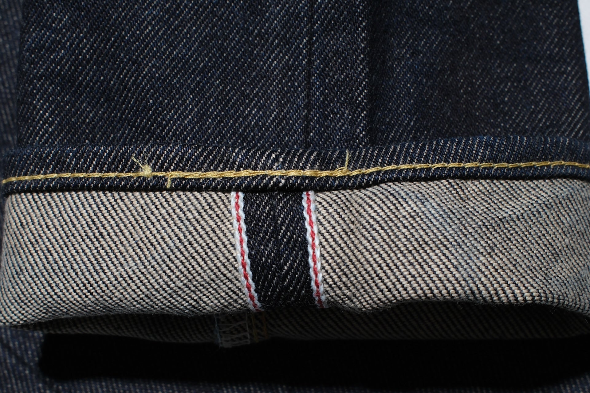 Iron Heart 555S-21oz Denim (Slim Tapered Fit)