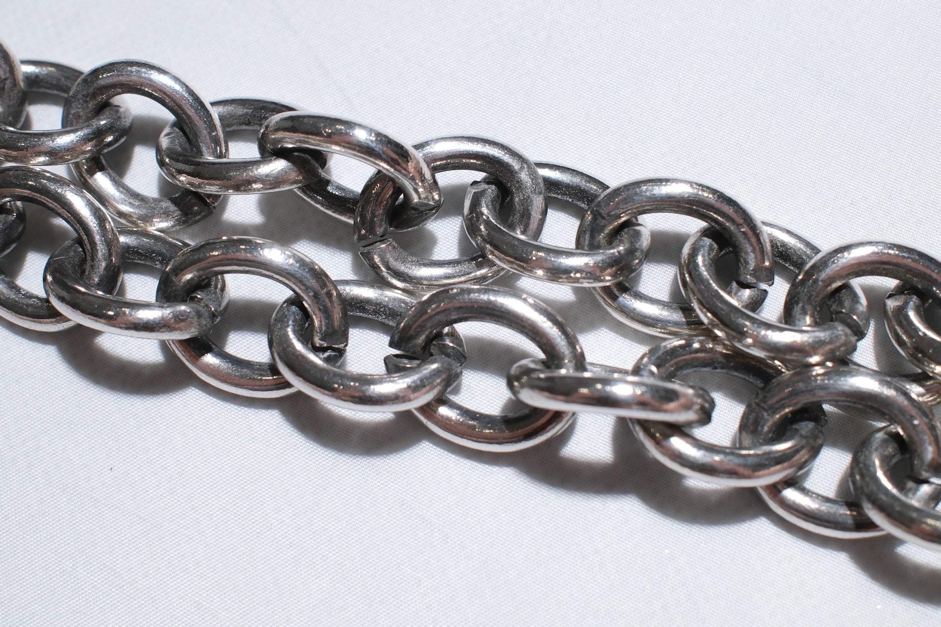 Inception by Accel Company "violin F-Hole" Carabiner Silver Coated Wallet Chain (IPC-10)