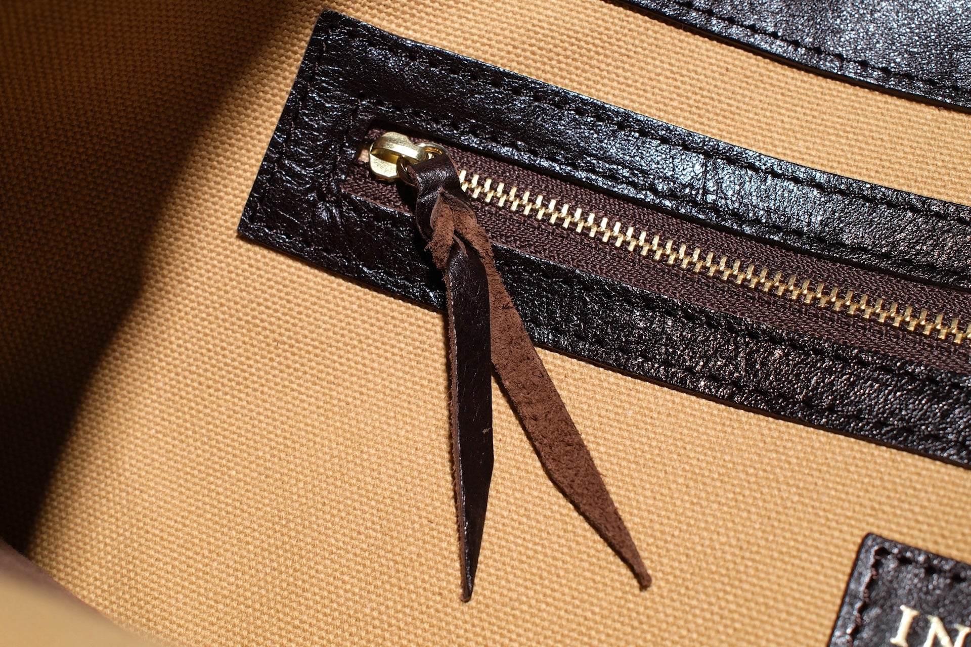 Inception by Accel Company Size Medium Horsehide “Multi-Functional” Tote Bag (Brown Tea-cored)