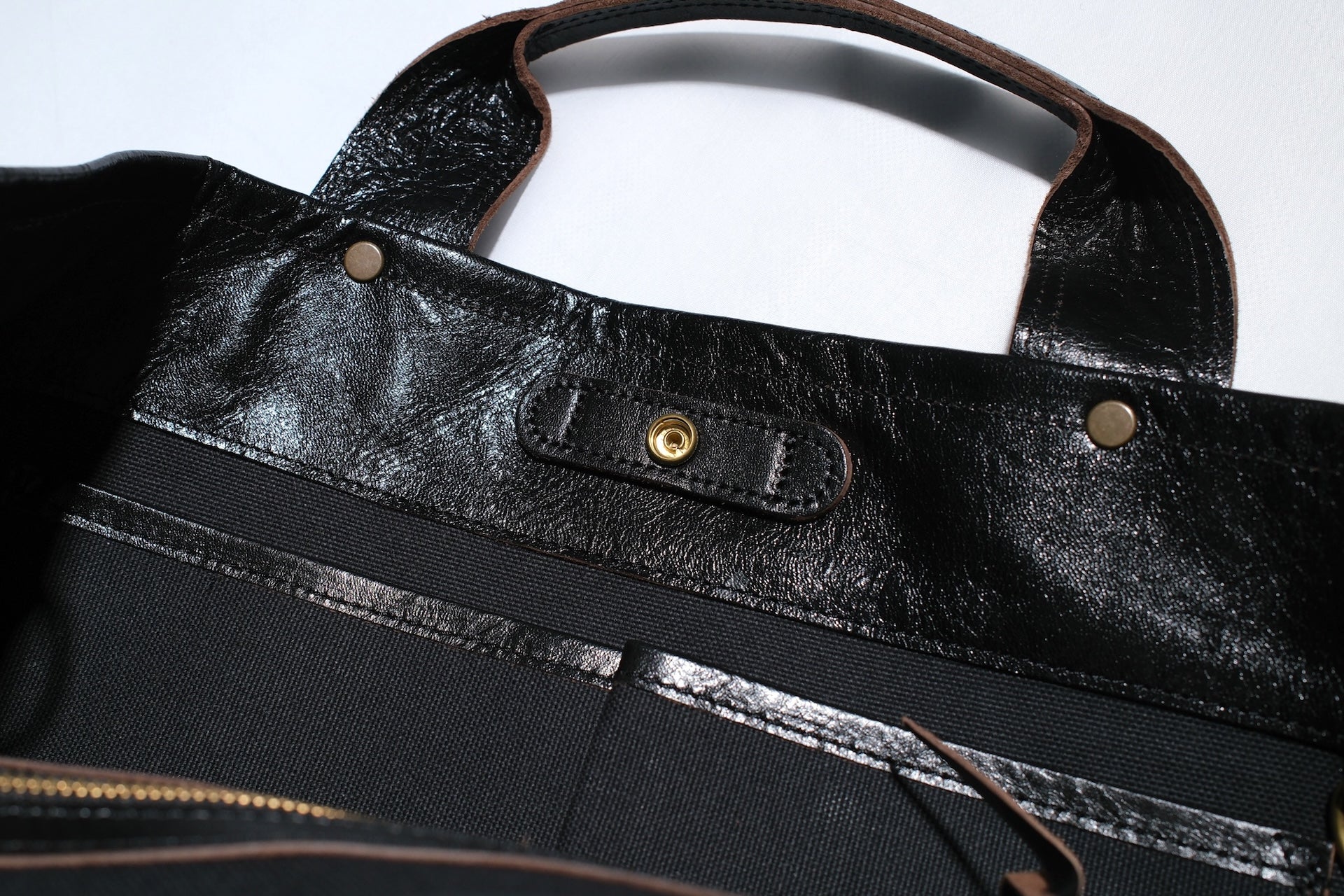 Inception by Accel Company Size Medium Horsehide “Multi-Functional” Tote Bag (Black Tea-cored)