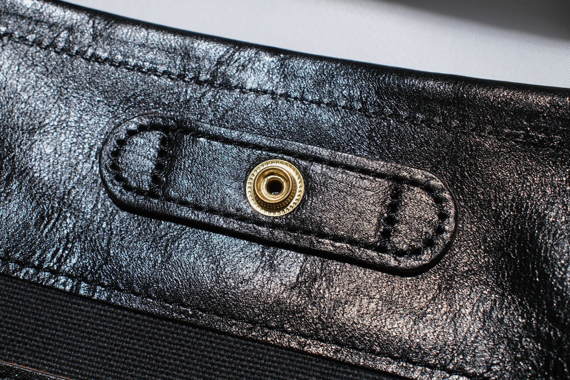 Inception by Accel Company Size Medium Horsehide “Multi-Functional” Tote Bag (Black Tea-cored)