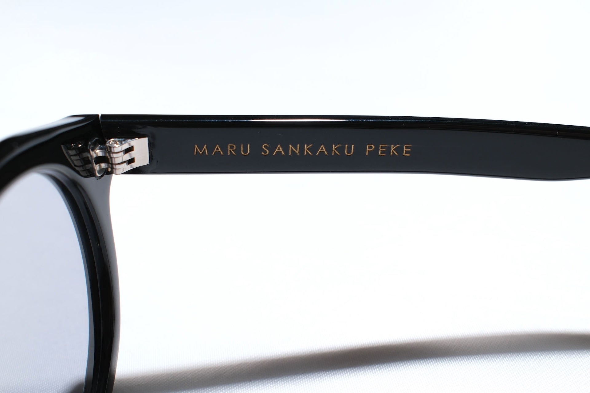 Maru Sankaku Peke by SDA "John Lennon" Acetate Sunglasses (Black)