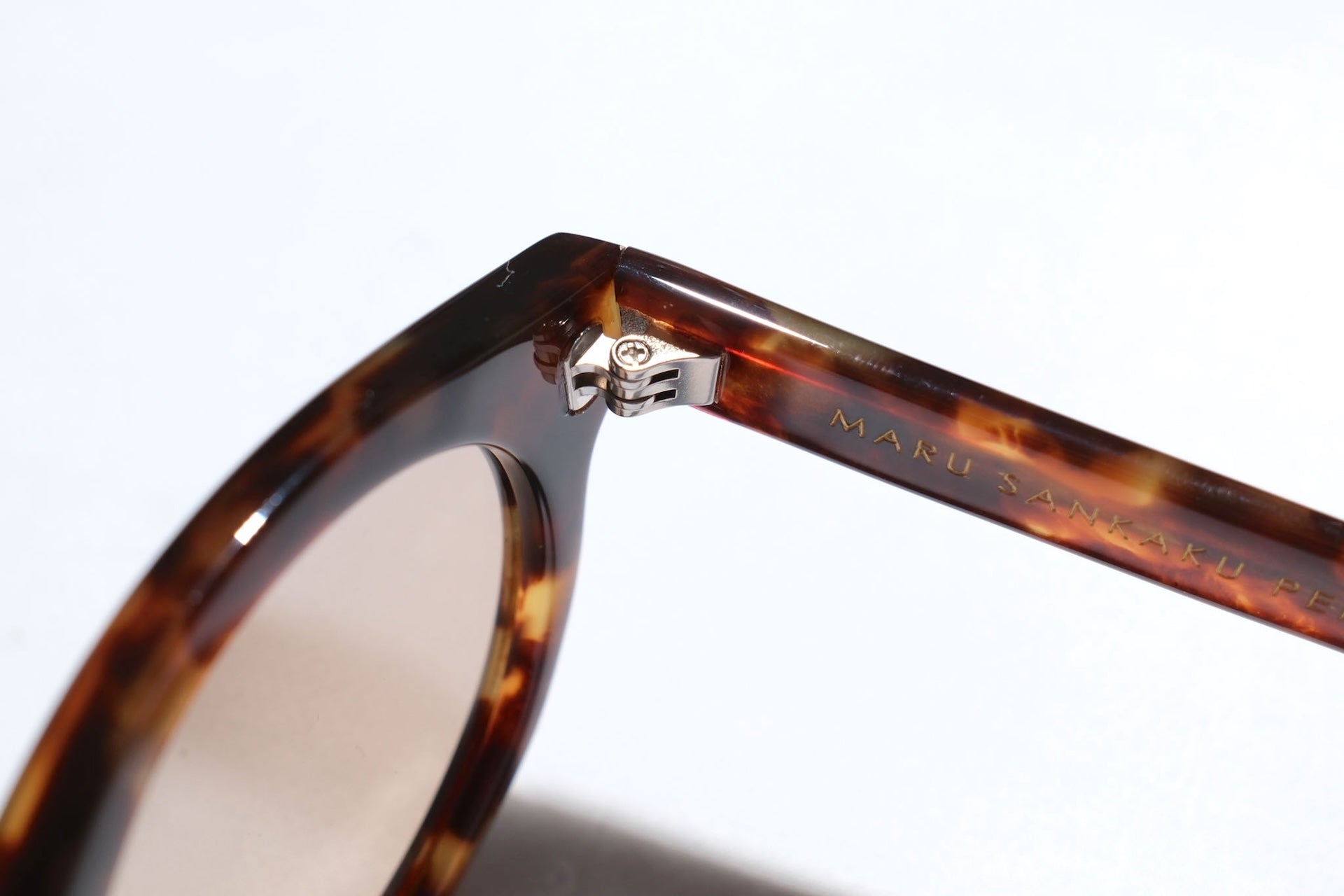 Maru Sankaku Peke by SDA "John Lennon" Acetate Sunglasses (Brown)