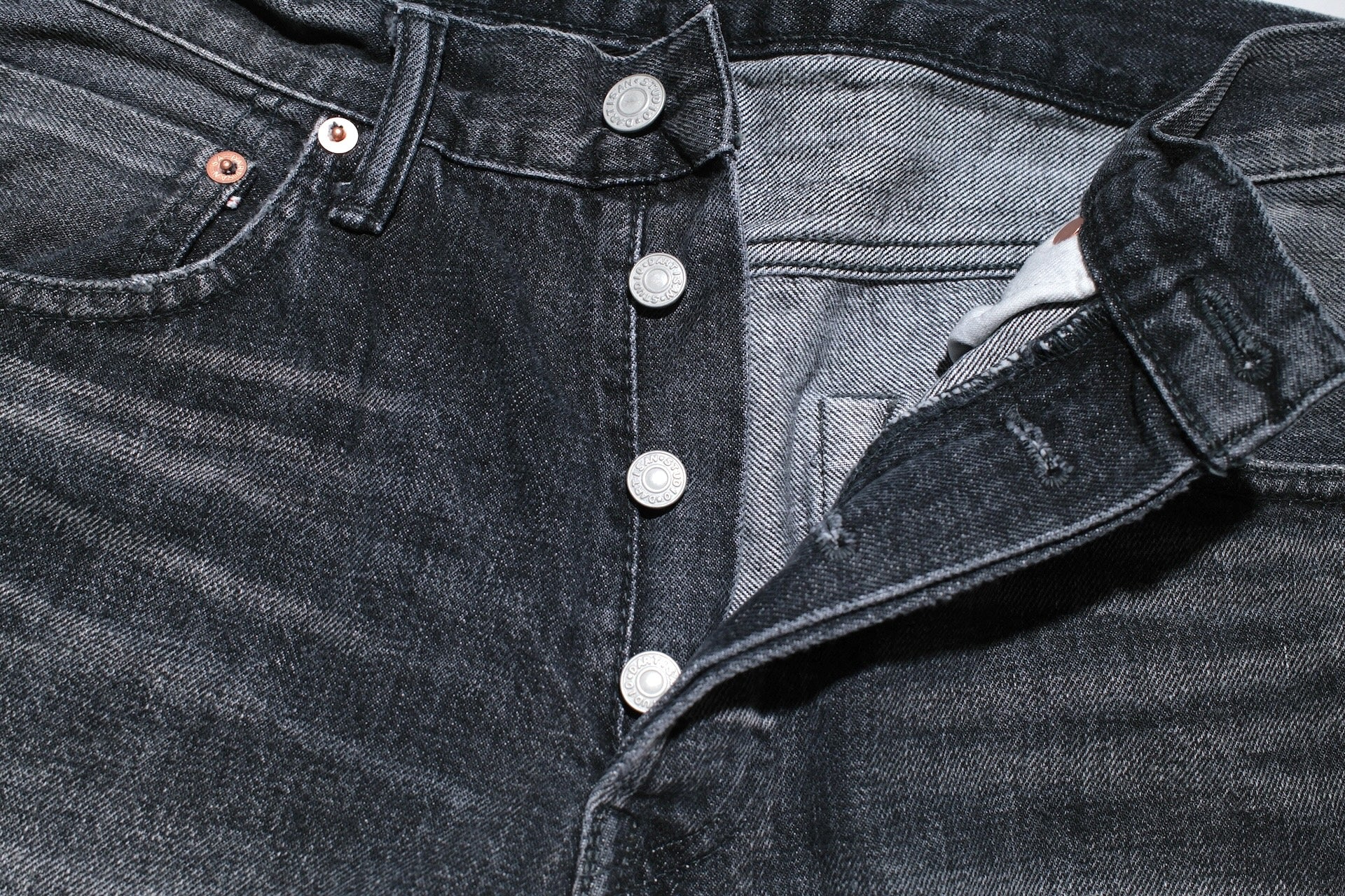 Studio D'Artisan D1826UB 13.5oz Black Dyed "Used Ivy" Denim (Relaxed Tapered fit)