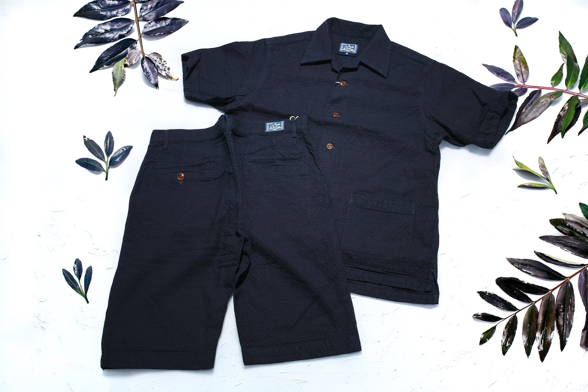 Studio D'Artisan Indigo Dyed Double-Layered Dobby Shorts