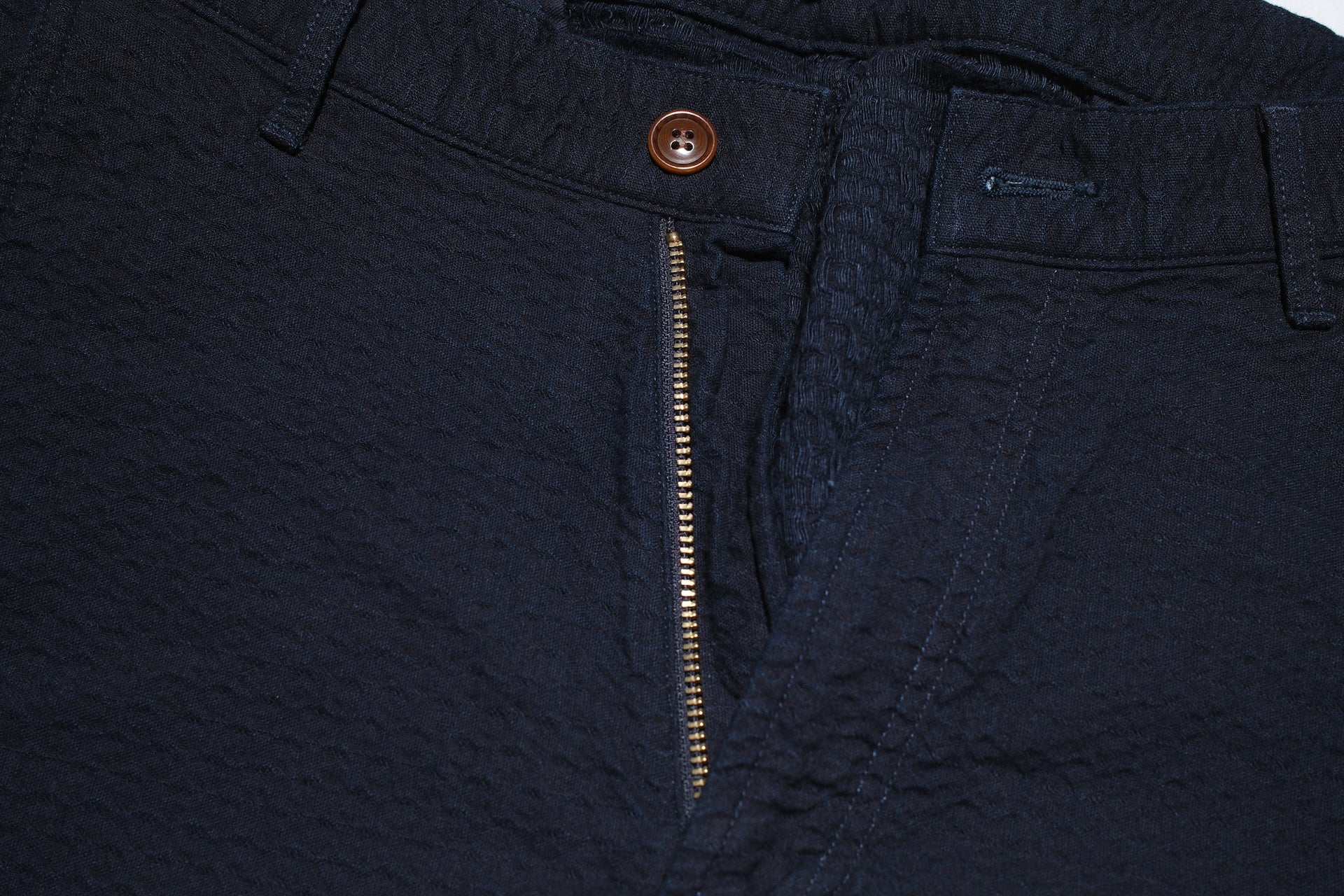 Studio D'Artisan Indigo Dyed Double-Layered Dobby Shorts