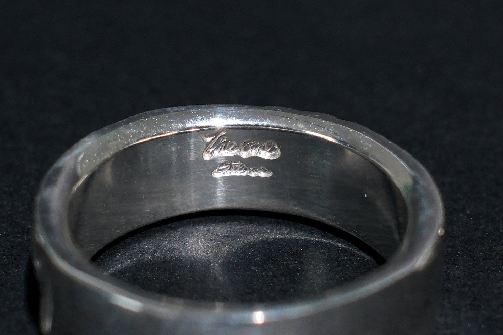 The One OCEAN “Right of Wave” Silver Ring (Size Large)