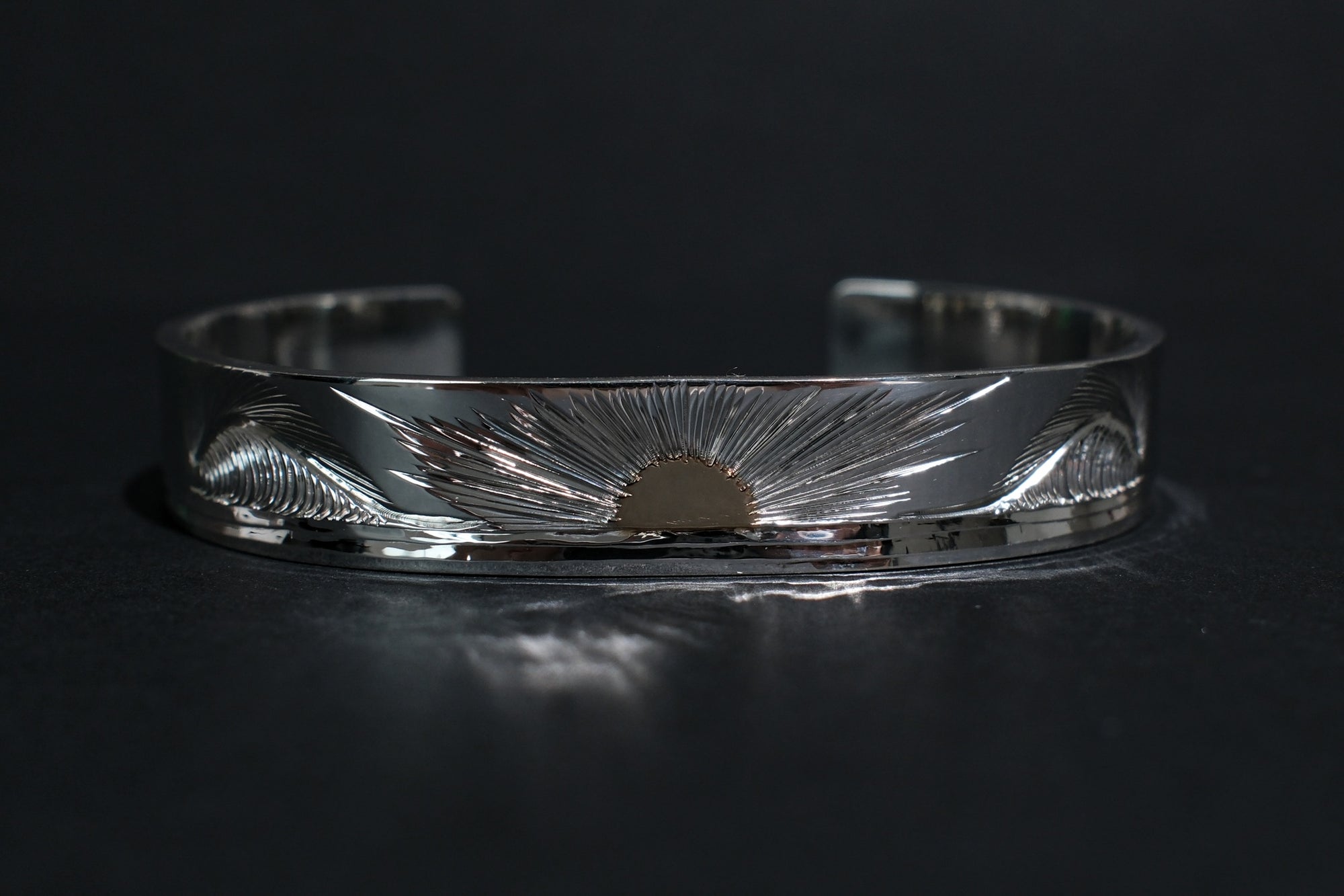 The One OCEAN 12mm “Rising Sun” Bangle with 18K Solid Gold Sun