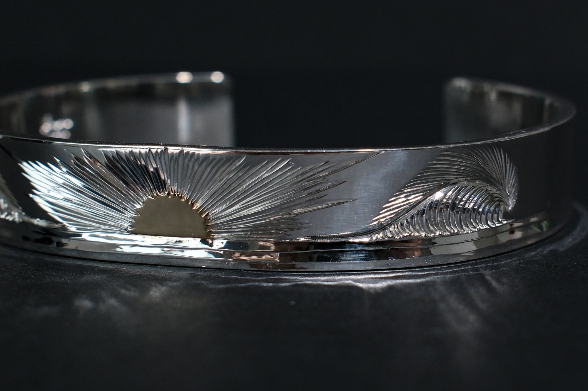 The One OCEAN 12mm “Rising Sun” Bangle with 18K Solid Gold Sun