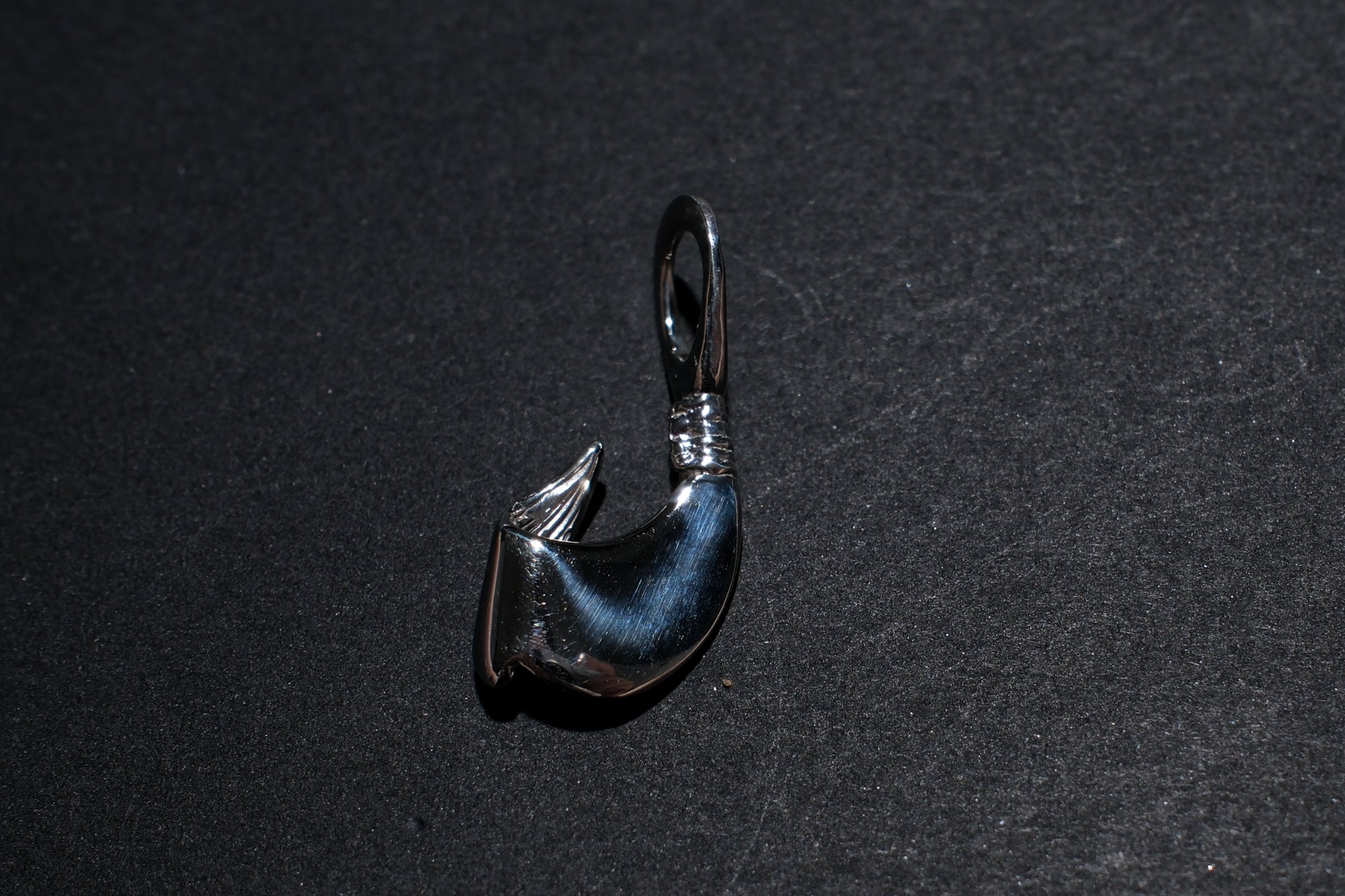 The One OCEAN "Catch The Waves" Plain Pendant (Small)