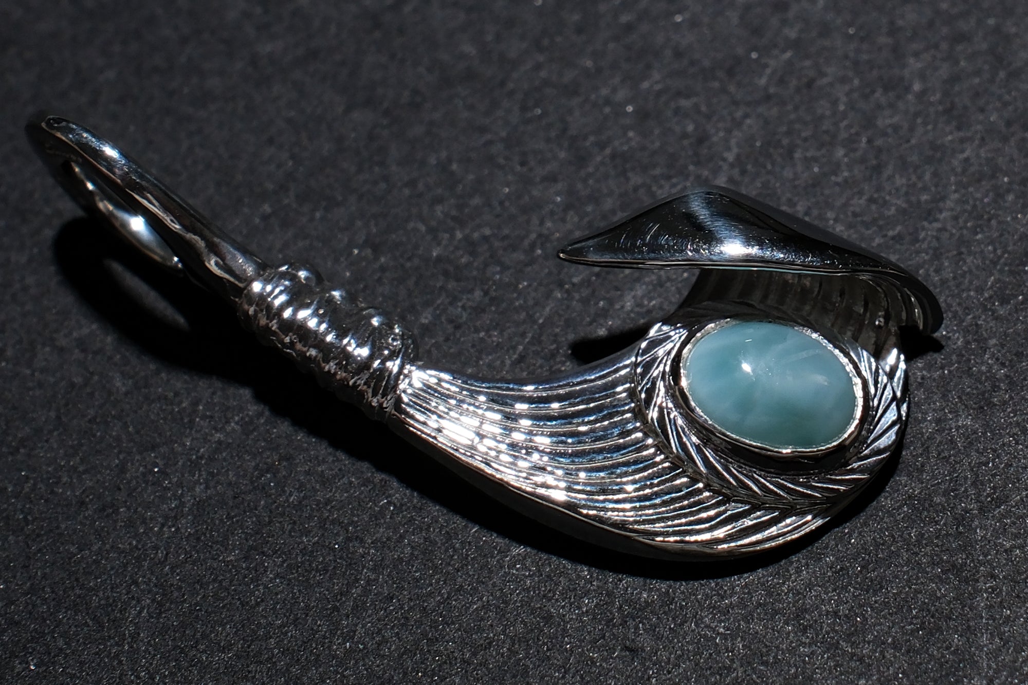 The One OCEAN "Catch The Waves" Pendant with Larimar Stone (Medium)