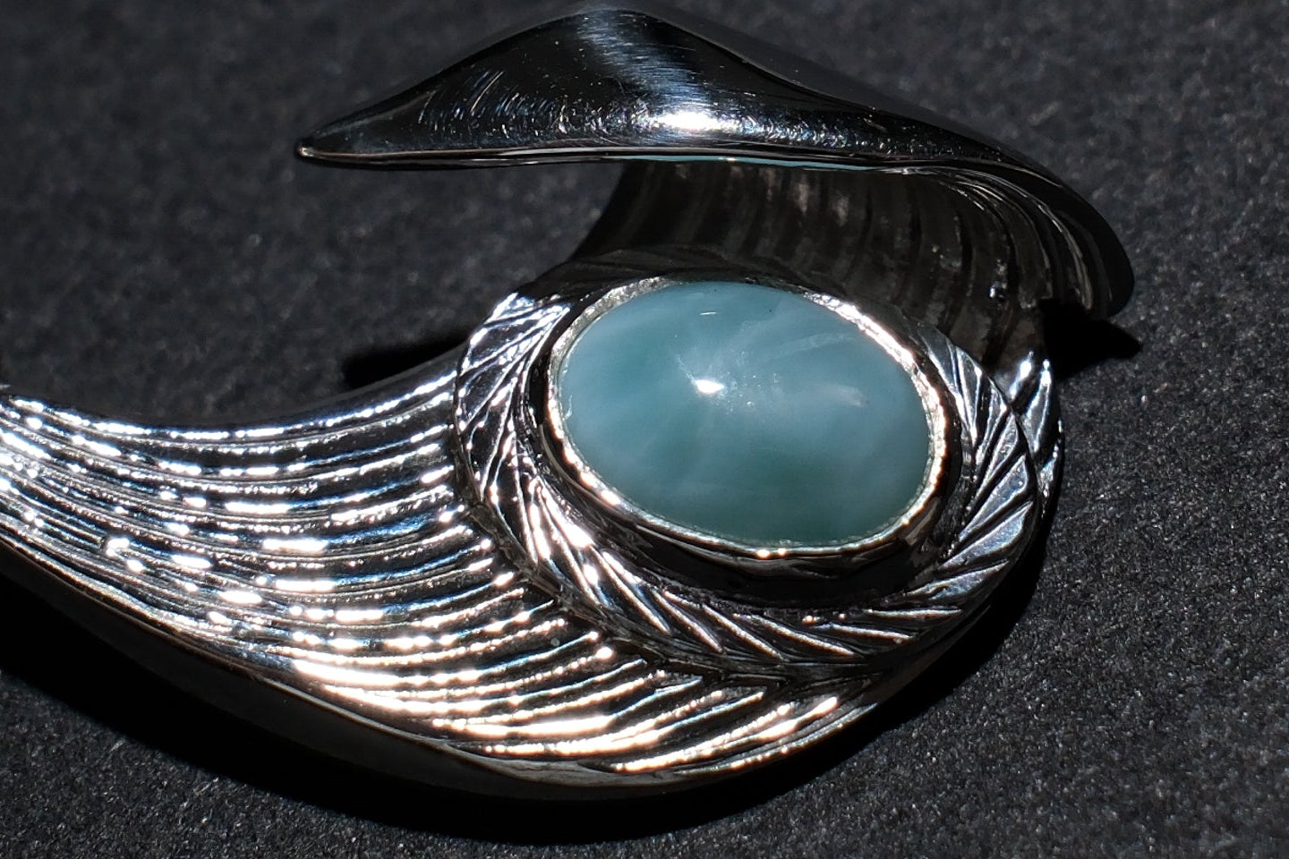 The One OCEAN "Catch The Waves" Pendant with Larimar Stone (Medium)