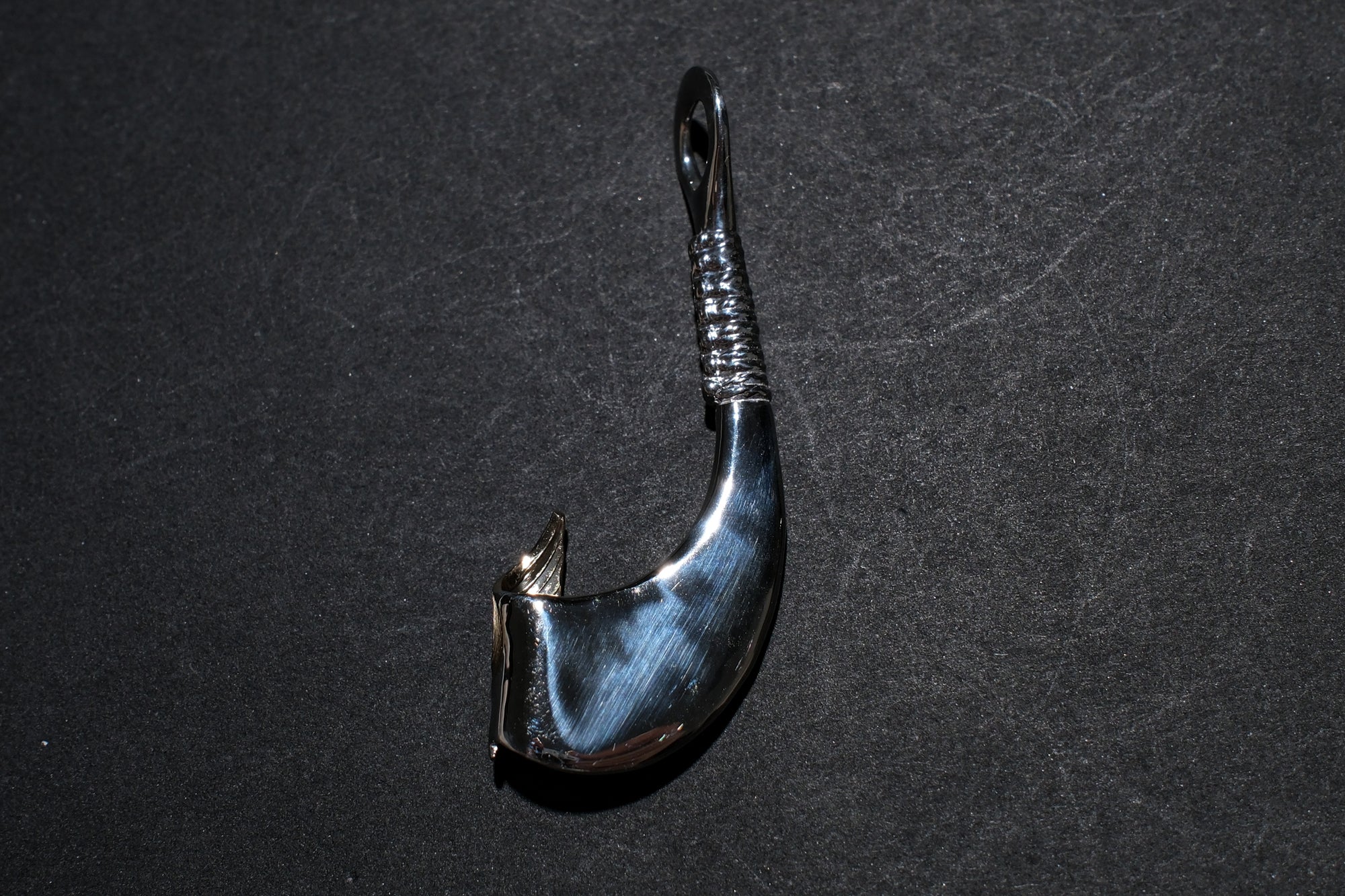 The One OCEAN "Catch The Waves" Pendant with 18K Gold Tip (Large)