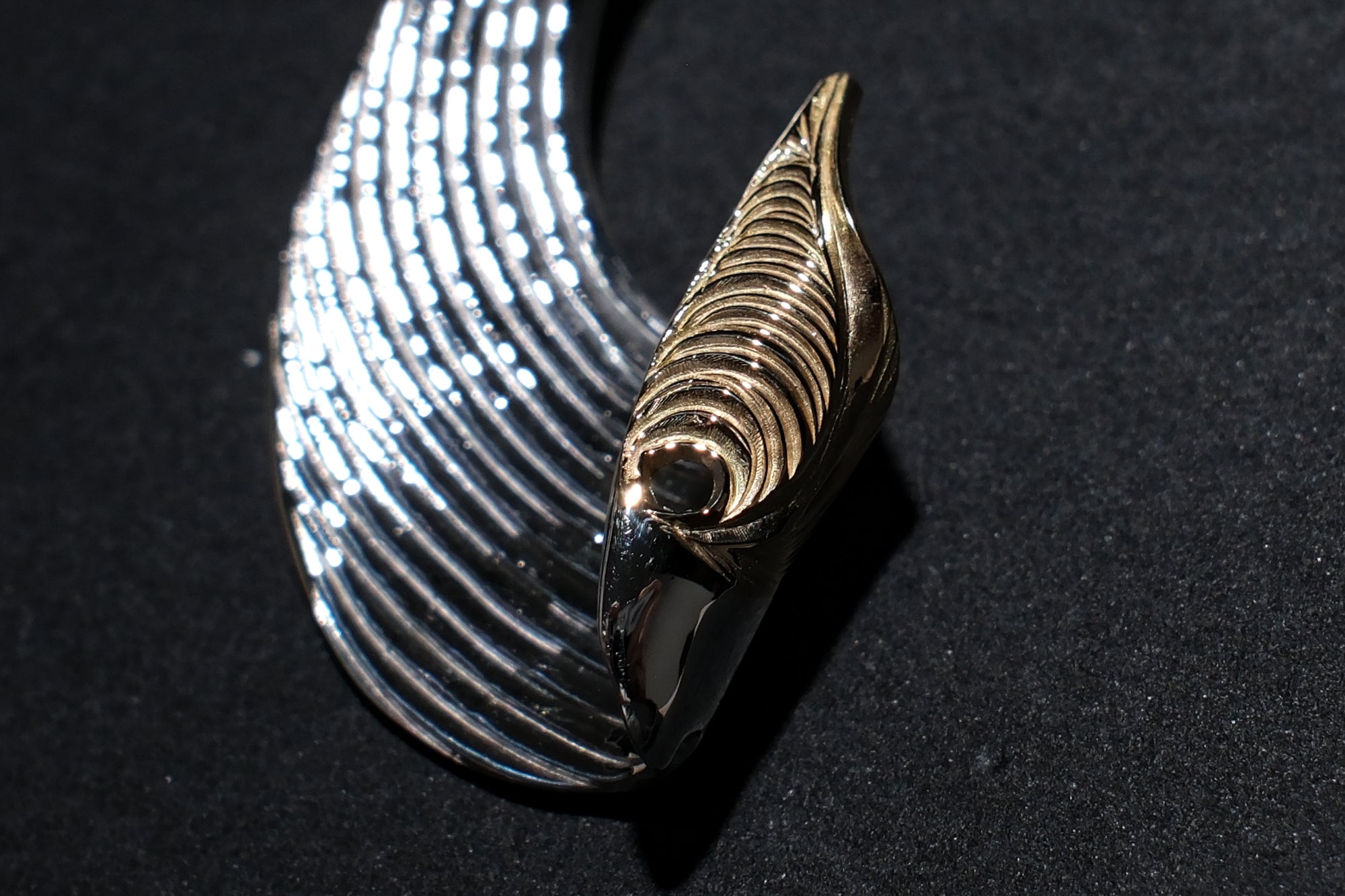 The One OCEAN "Catch The Waves" Pendant with 18K Gold Tip (Large)