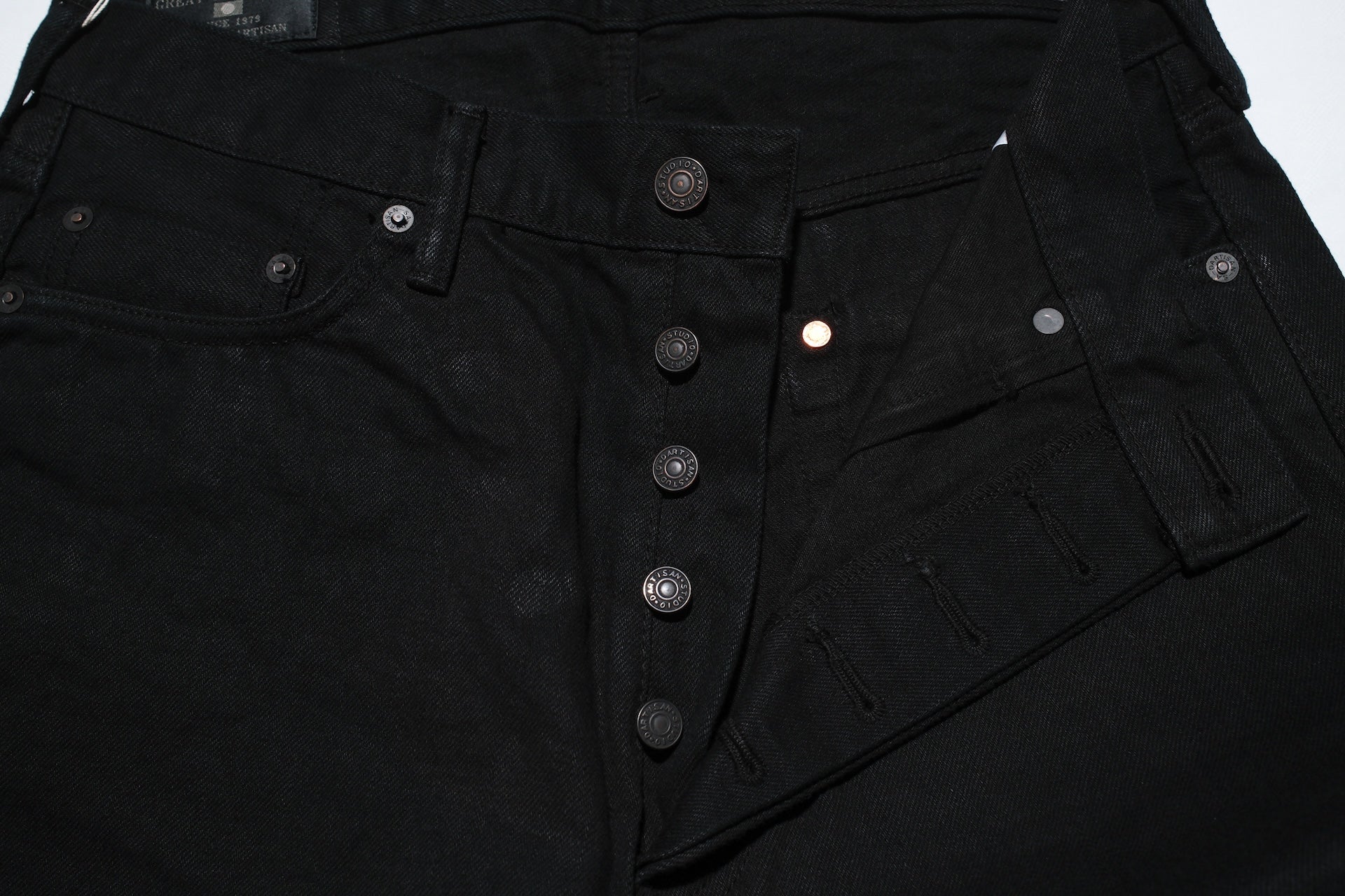 Studio D'Artisan 14oz "Kurozome" Ultimate-Black Denim (Tapered fit)