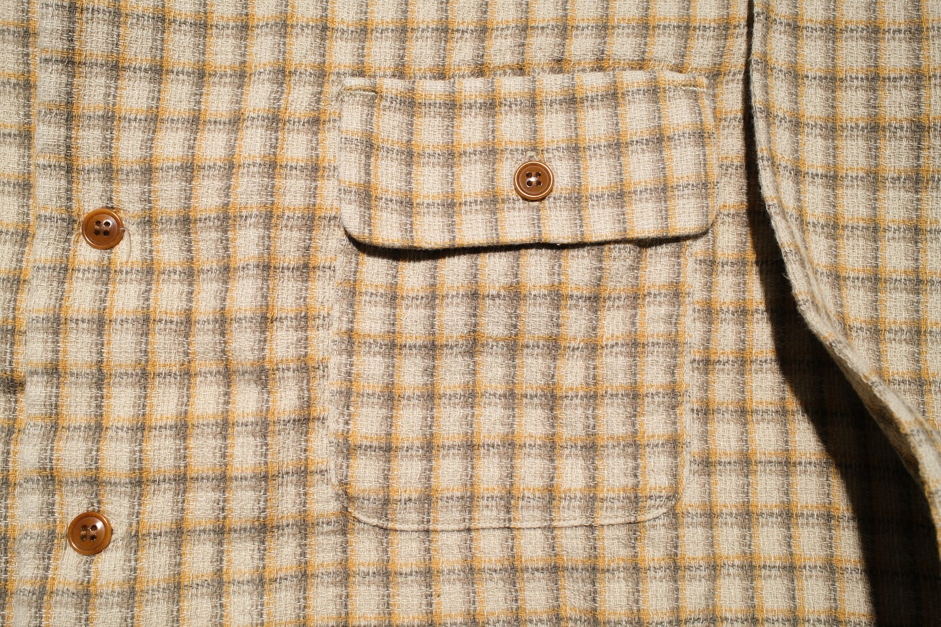 Maru Sankaku Peke by SDA Open Collar Textured Check Workshirt (Sand Beige)
