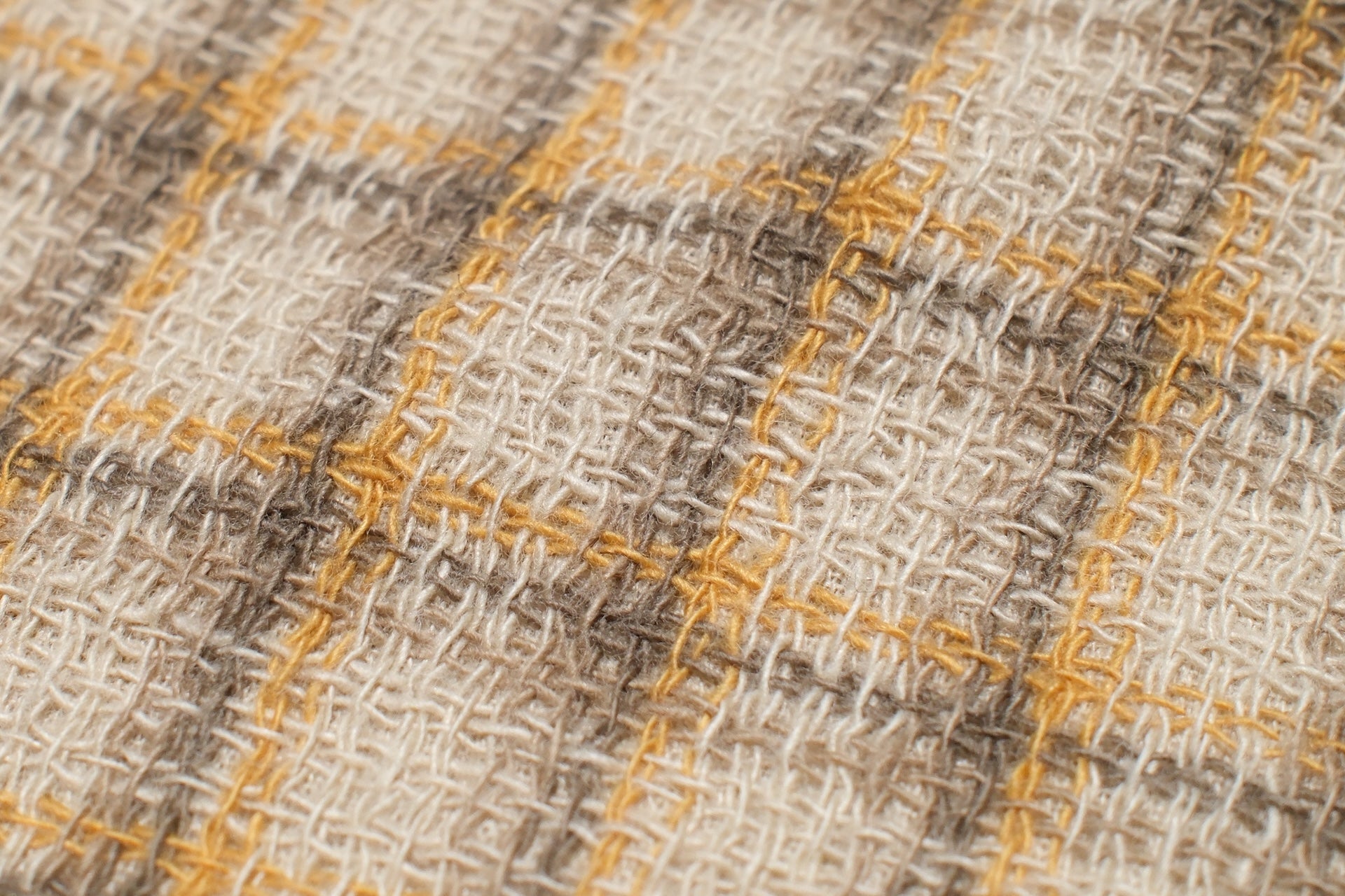 Maru Sankaku Peke by SDA Open Collar Textured Check Workshirt (Sand Beige)