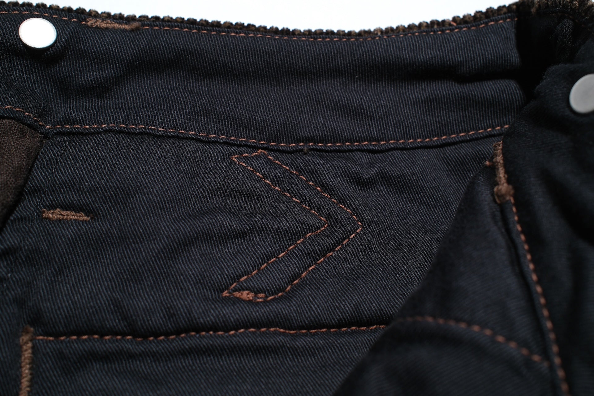 Freewheelers “Yellowstone” Striped Corduroy Hunting Trousers (Grained Brown)