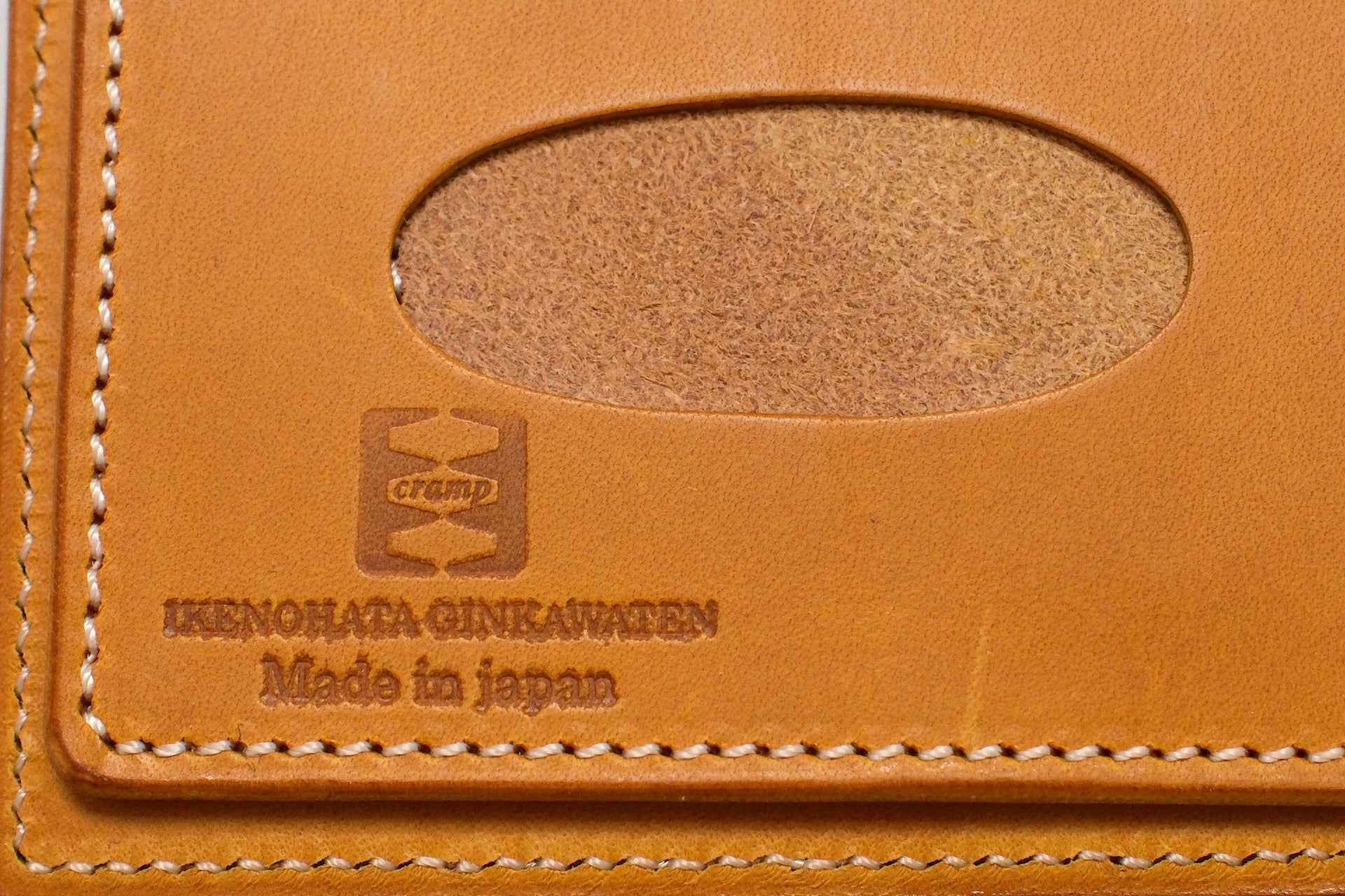 Cramp by Ikenohata Ginkawaten Full-Grain Cowhide Card Case