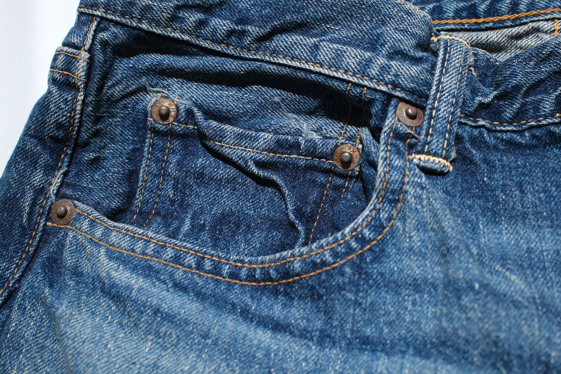Warehouse Co. 12oz Indigo Dyed 1105 “2ND-HAND Used Wash” Denim (Tapered fit)