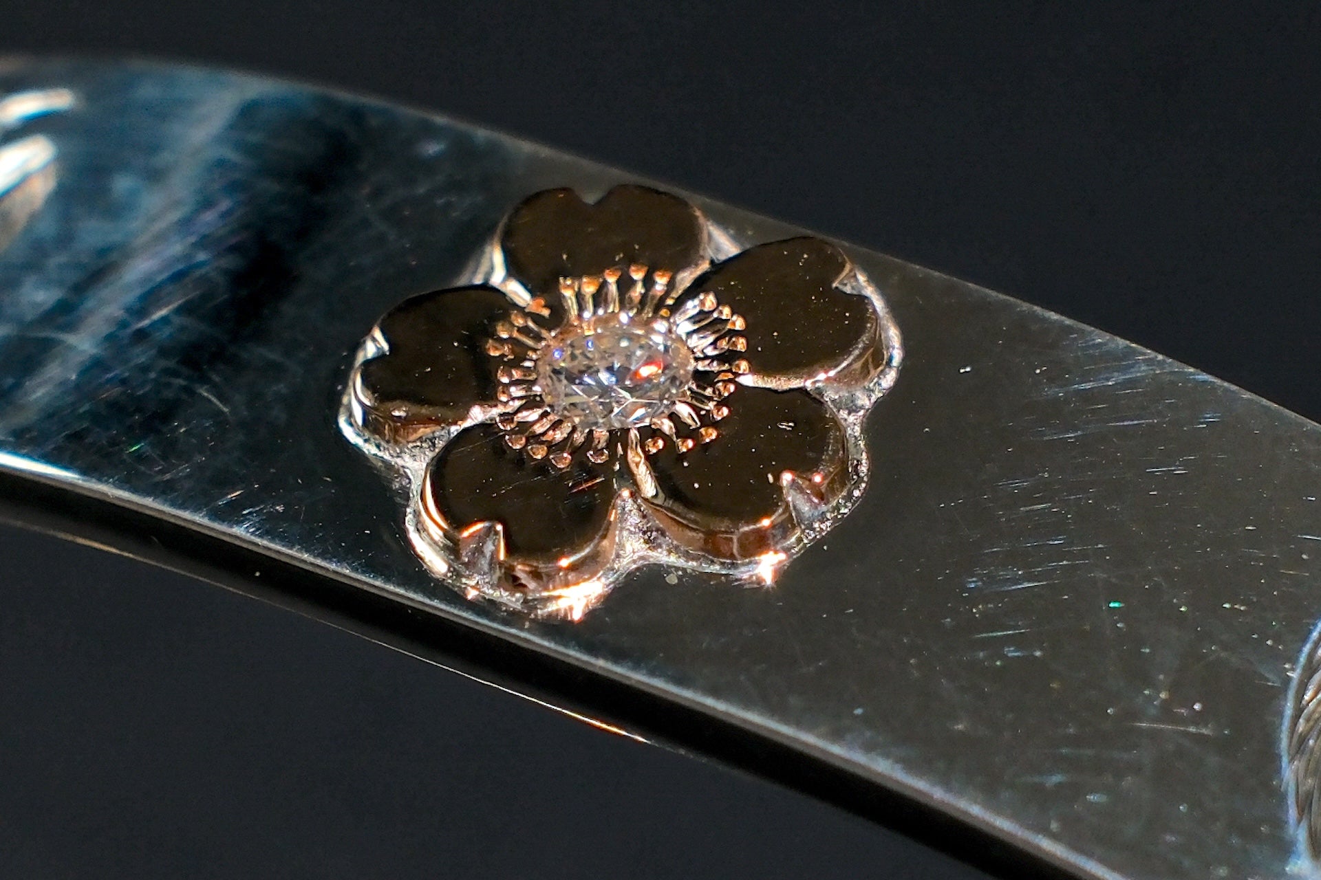 The One OCEAN 12mm "Pink Sakura" Bangle with Diamond (Spring Limited Edition)