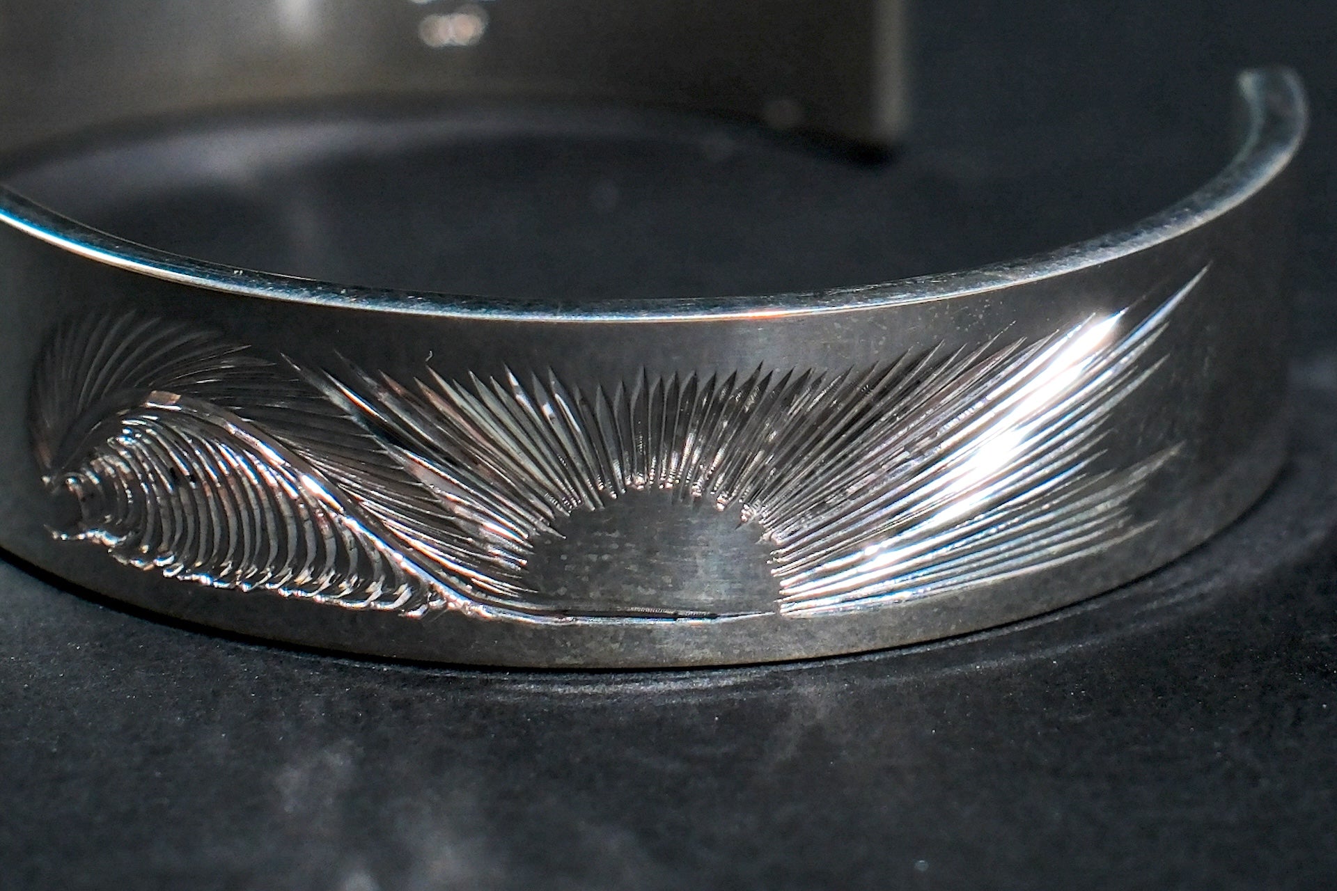 The One OCEAN 12mm "Pink Sakura" Bangle with Diamond (Spring Limited Edition)