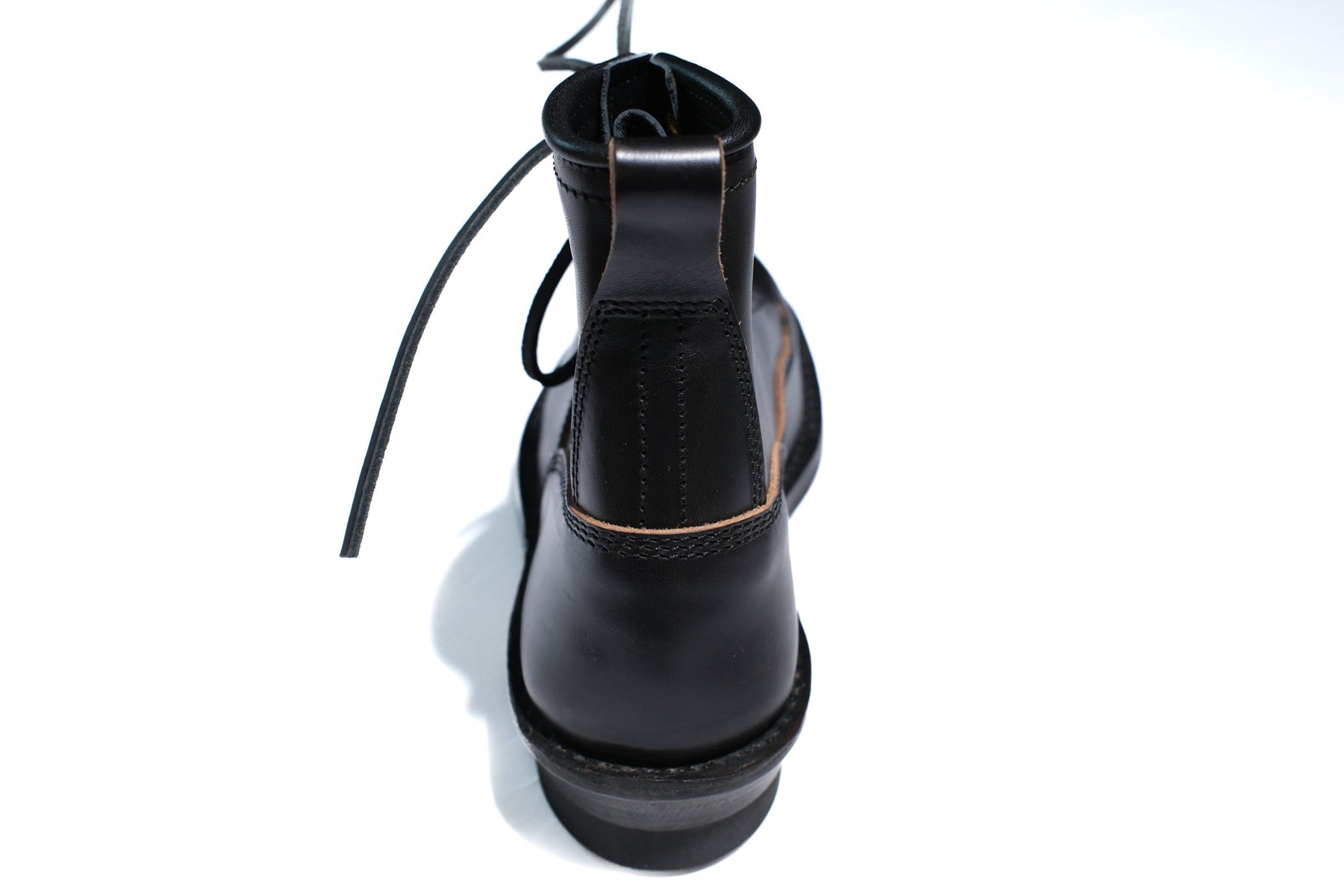 The Flat Head 6" Horsebutt Logger Boots (Black Tea-core)