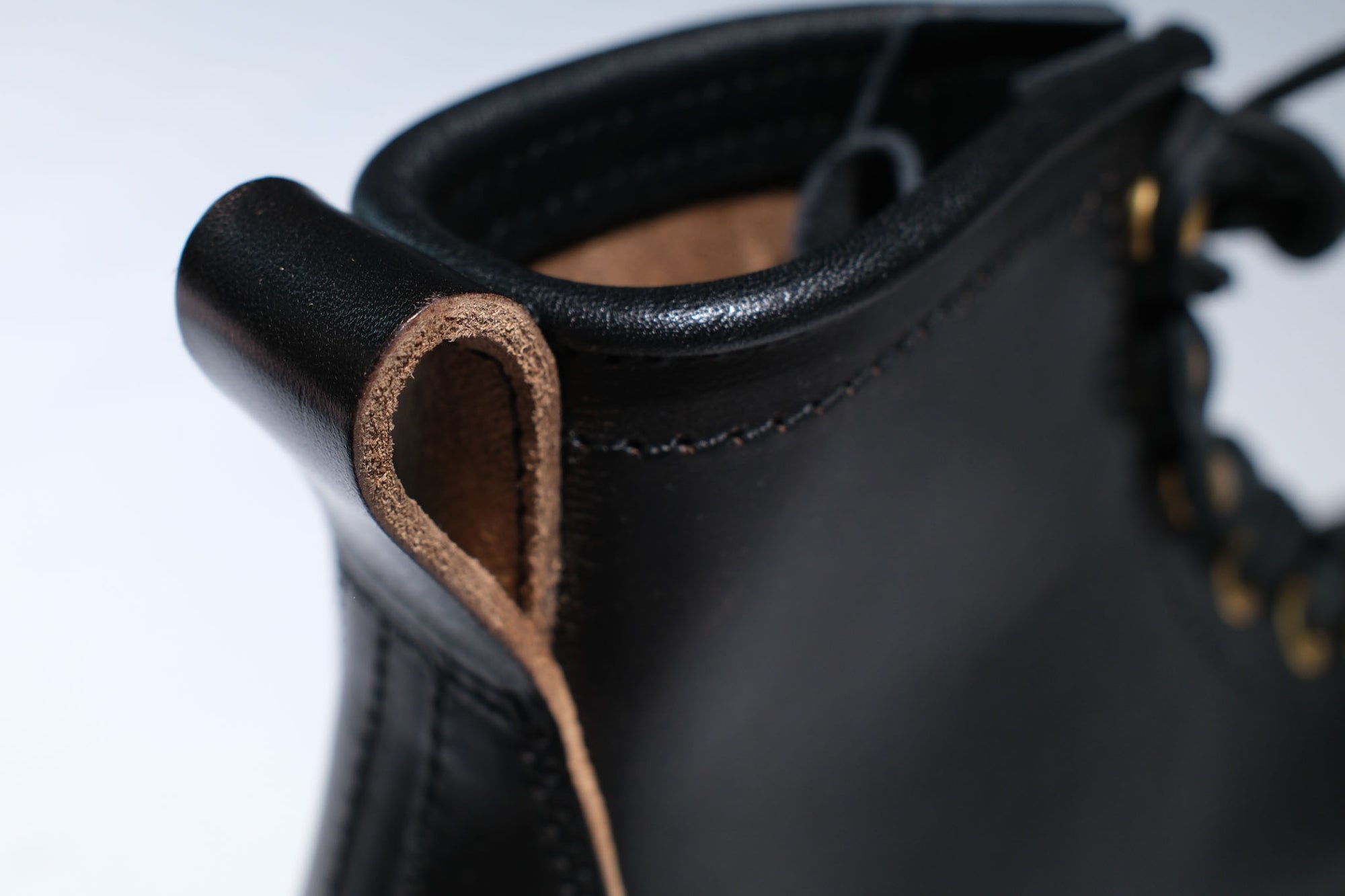 The Flat Head 6" Horsebutt Logger Boots (Black Tea-core)