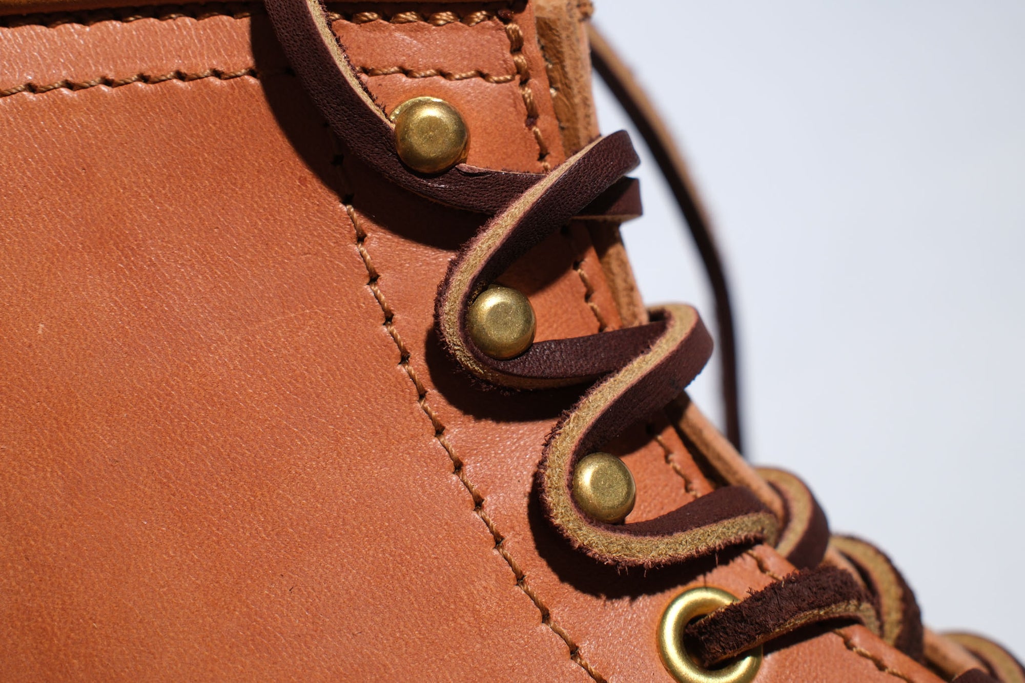 The Flat Head 6" Horsebutt Logger Boots (Camel Tea-core)