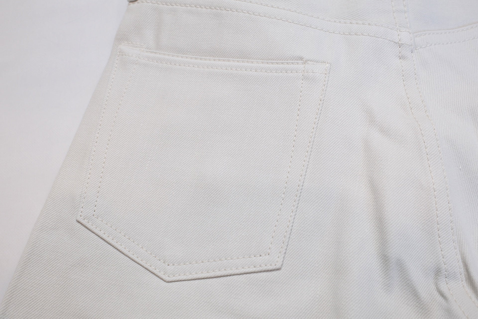 Momotaro 13oz 0605-IVO Ivory Denim (Natural Tapered fit)