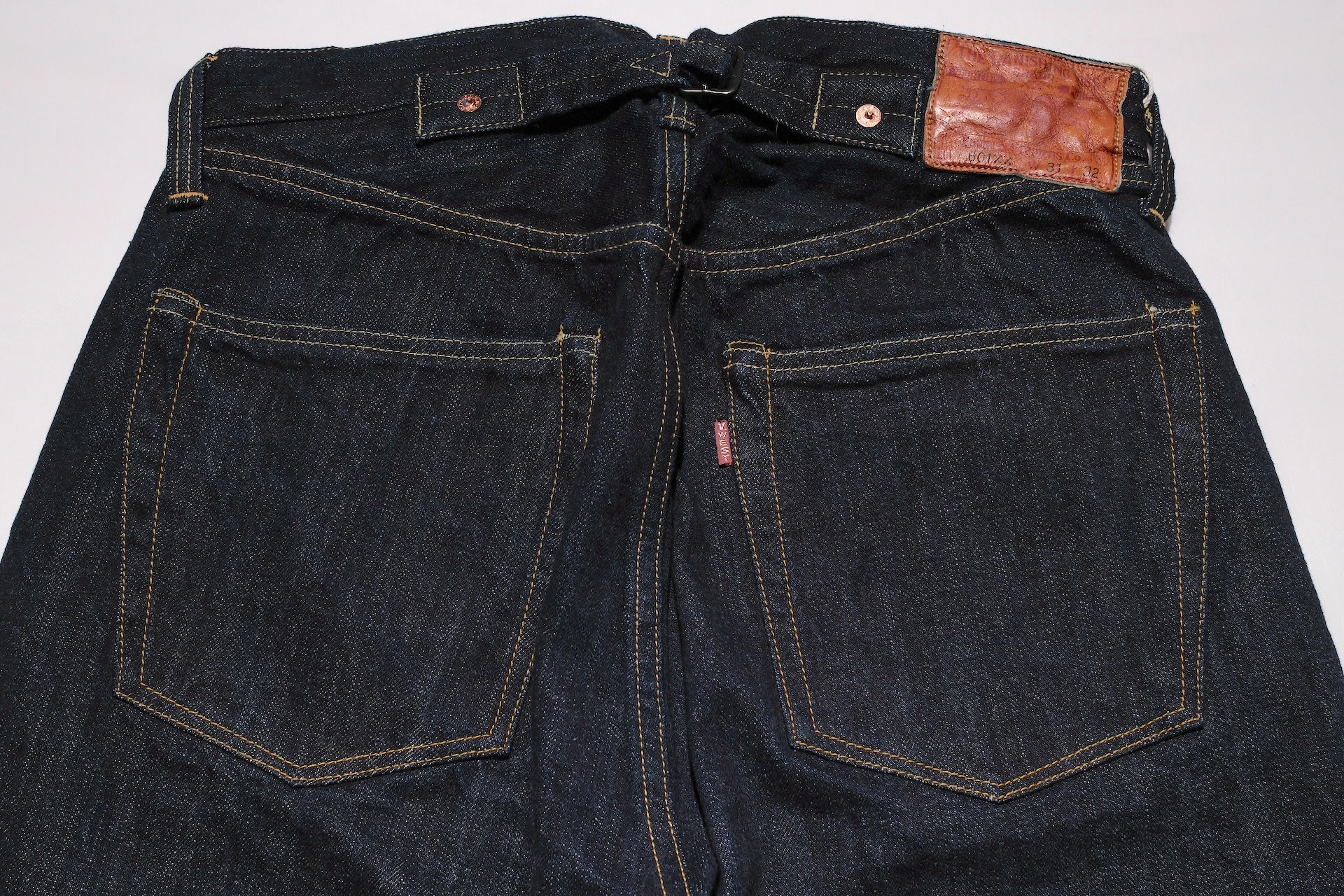 Freewheelers 14oz "Lot 601XX 1942 WWII Model" Denim (Straight fit)