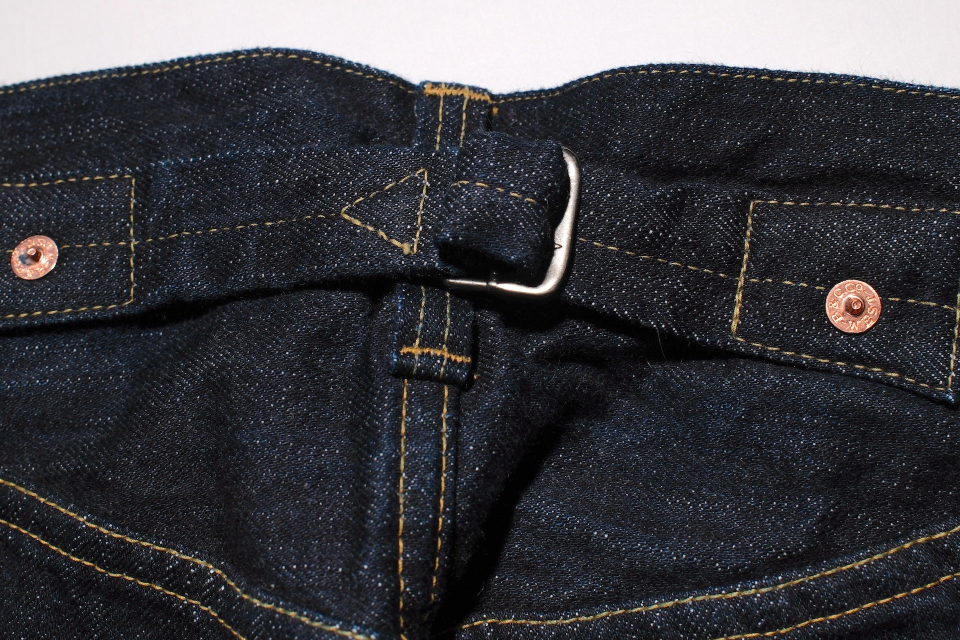 Freewheelers 14oz "Lot 601XX 1942 WWII Model" Denim (Straight fit)