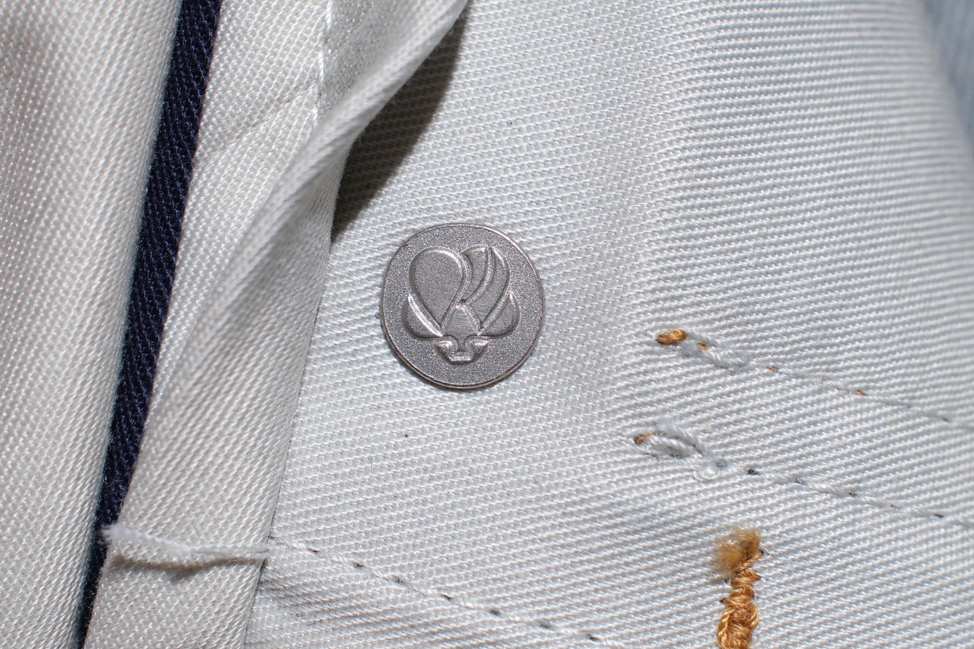 MOMOTARO JEANS 14.7oz "Tokuno Blue" #100 Denim (Classic Straight fit)