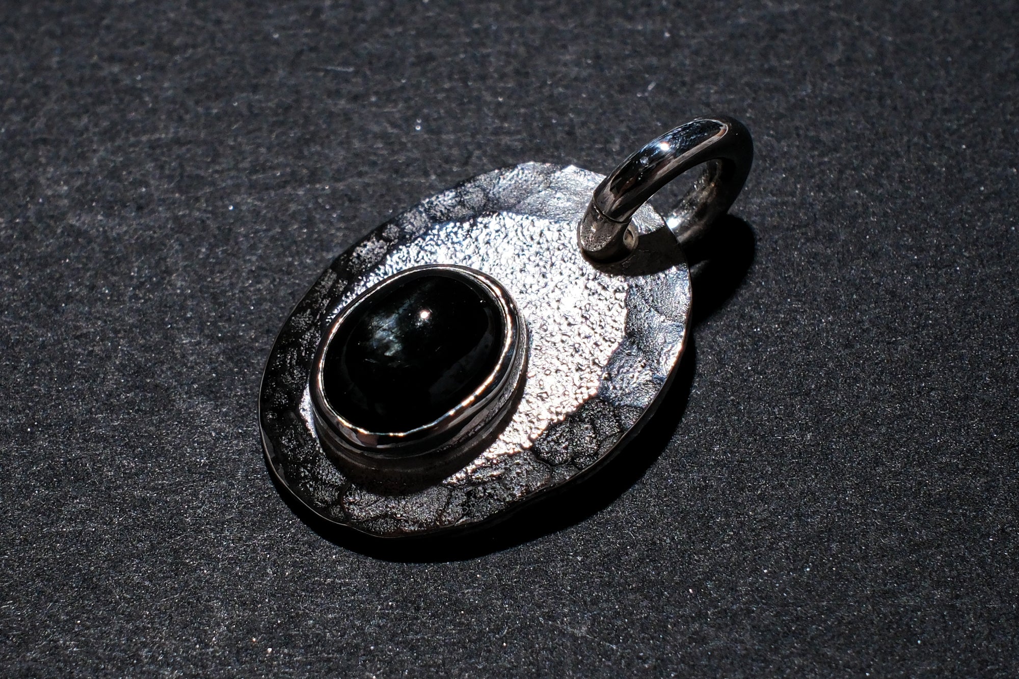 Legend Size Large "Plate" Pendant With Black Onyx (P-3-SD)