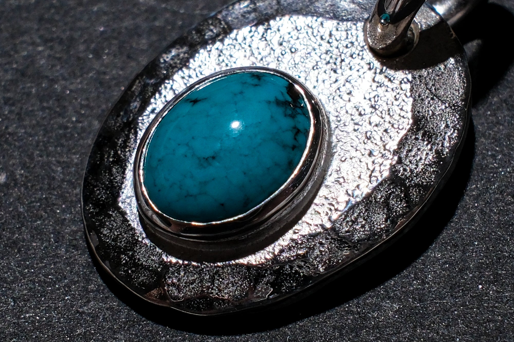 Legend Size Large "Plate" Pendant With Turquoise (P-3-TQ)