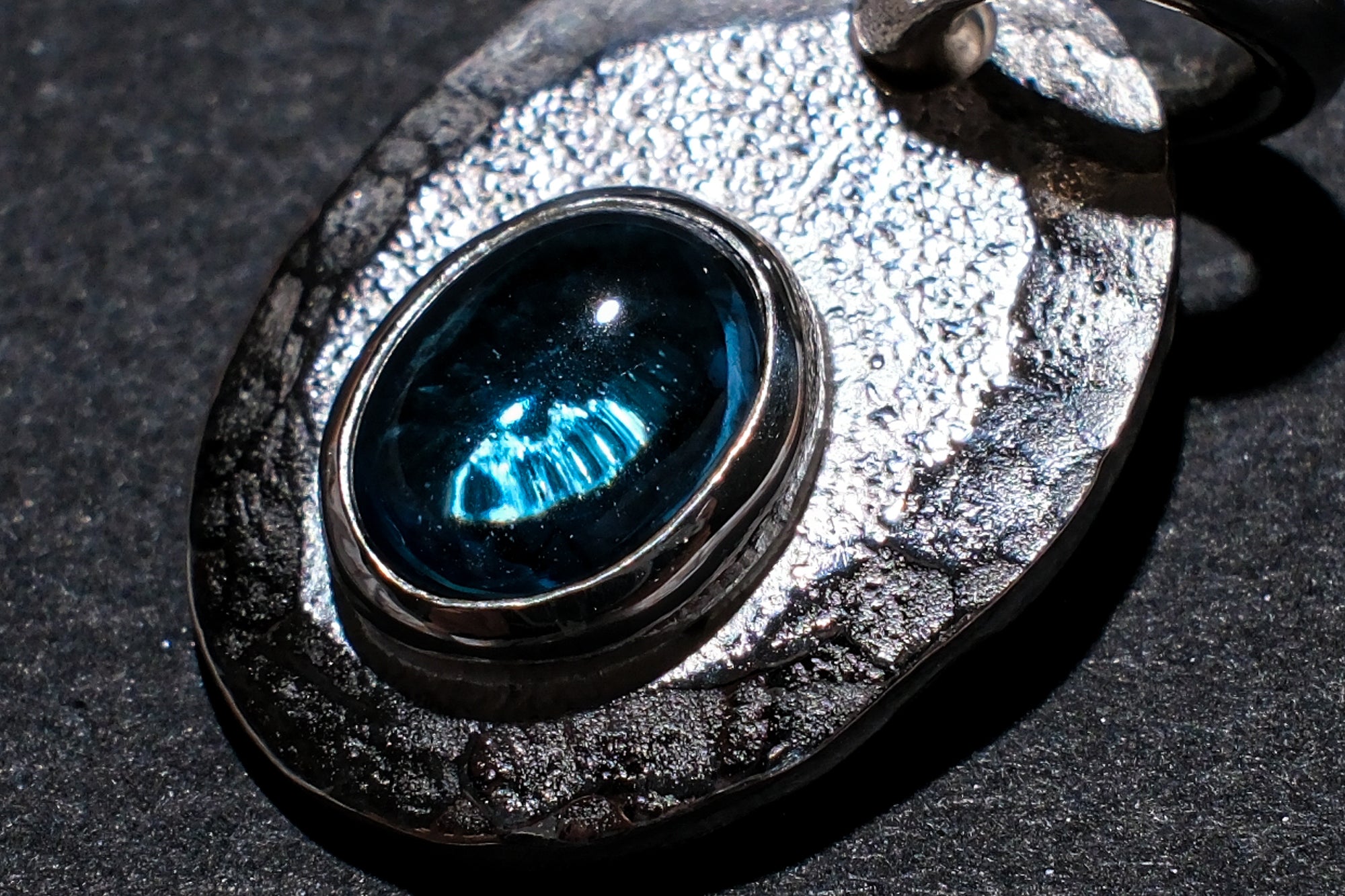 Legend Size Large "Plate" Pendant With Blue Topaz (P-3-BT)