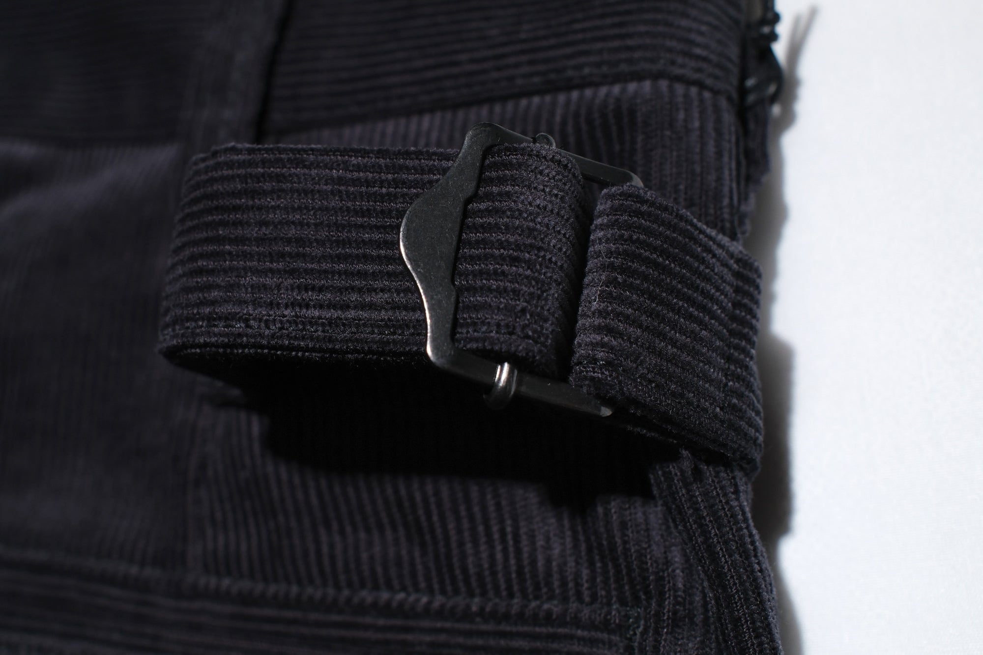 MOMOTARO JEANS 13-Wales Corduroy Tailored Trousers (Black)