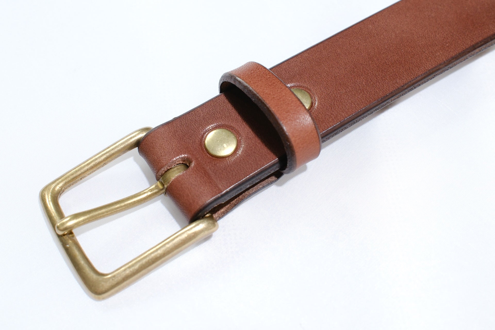 MOMOTARO JEANS “Benz Cowhide” Narrow Belt (Brown Teacore)