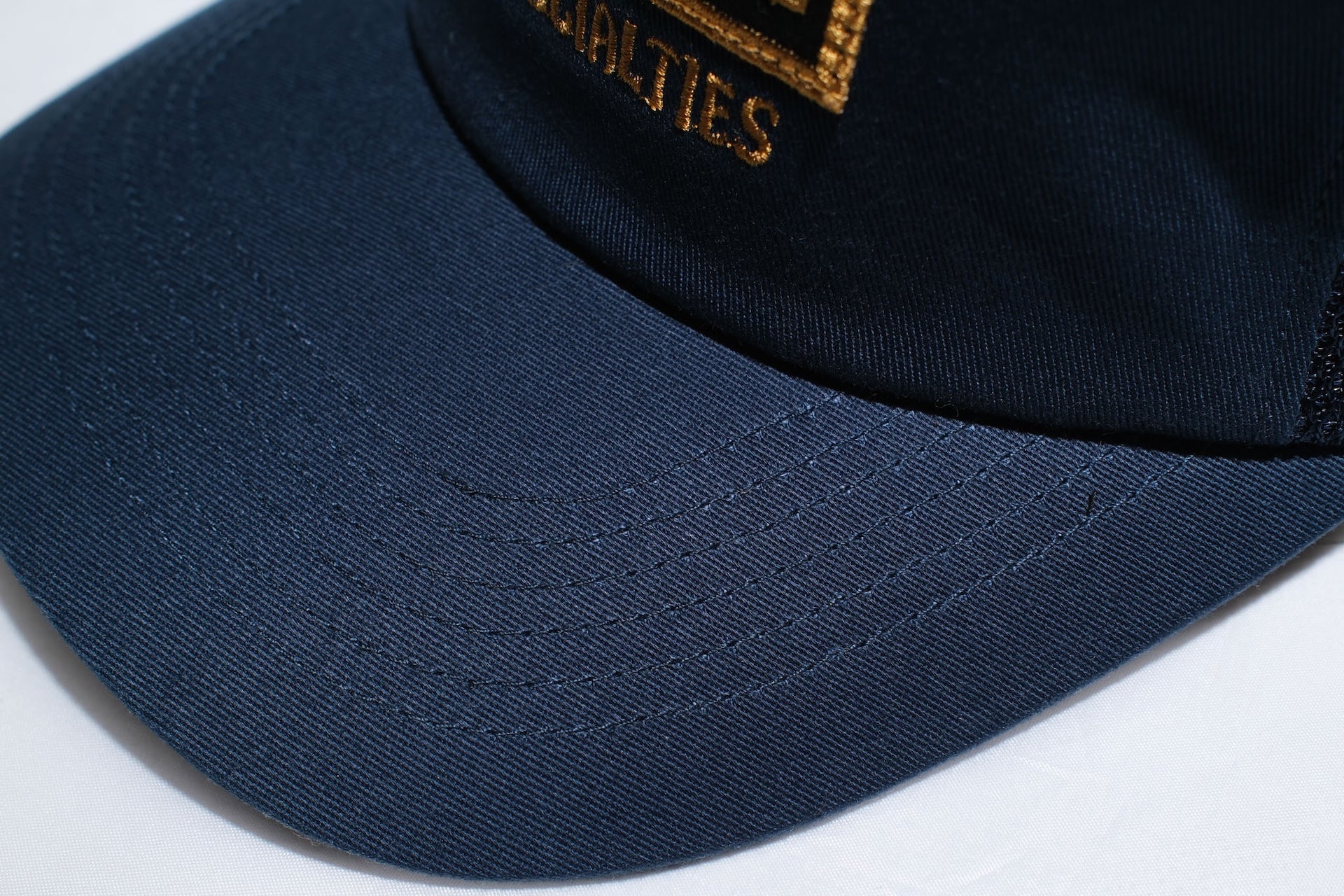 Freewheelers "Custom Specialties" Mesh Trucker Cap (Navy)