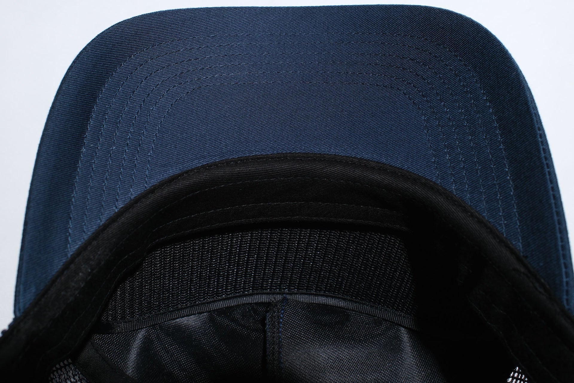 Freewheelers "Custom Specialties" Mesh Trucker Cap (Navy)