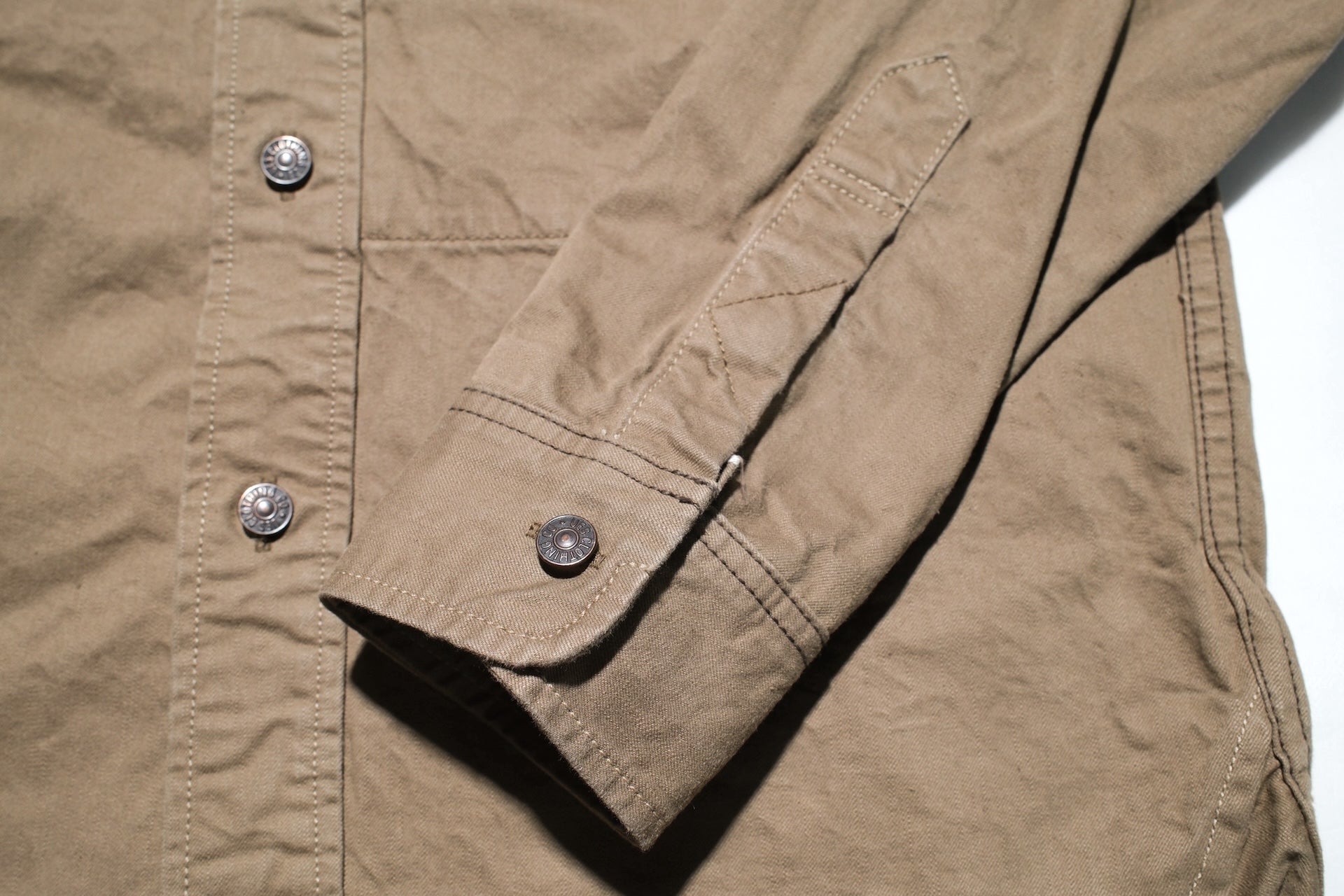 UES 9.5oz Selvage Duck Canvas Travelling Shirt (Vintage Olive)