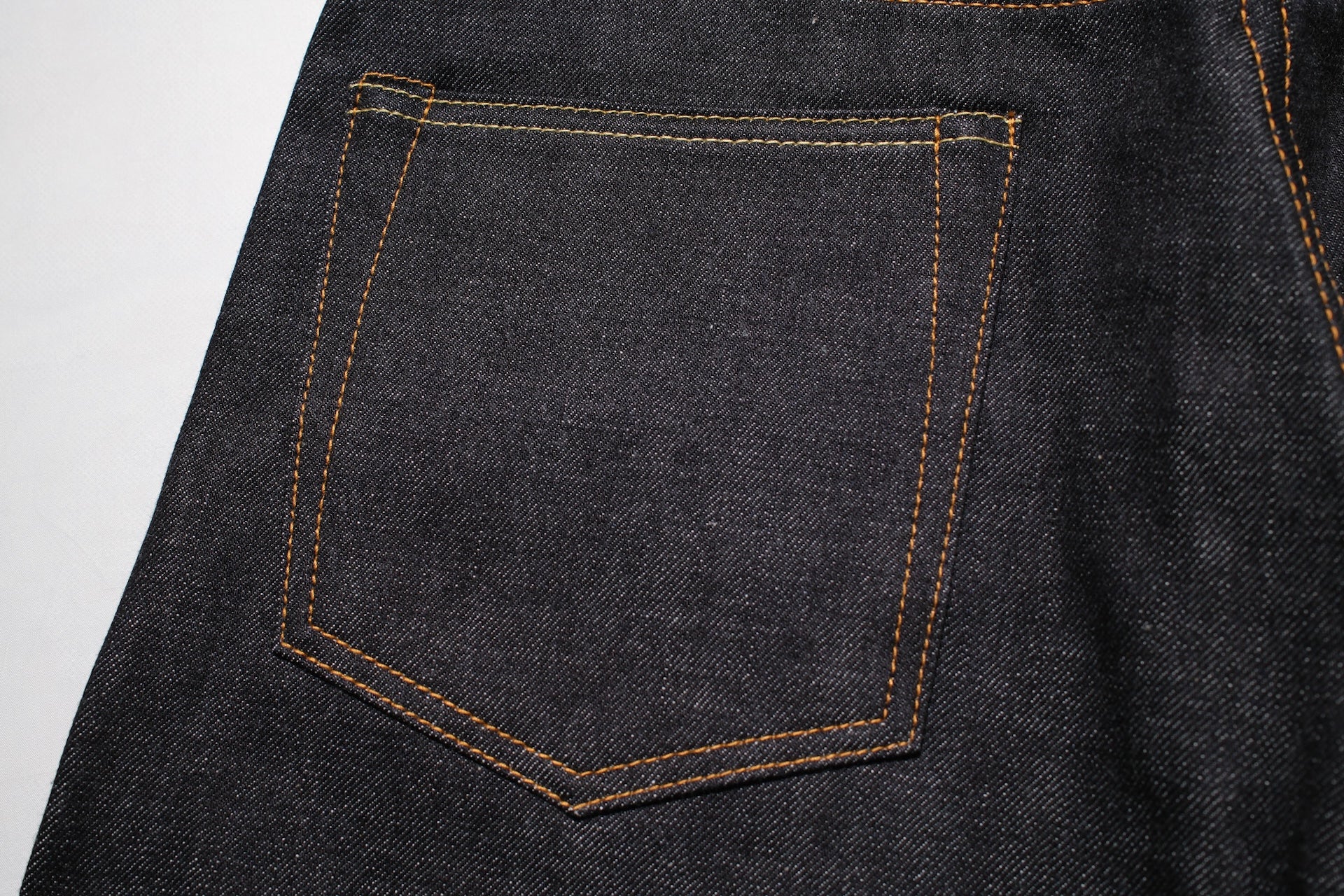 Momotaro 13oz 0405-13 Denim (High Tapered Fit)