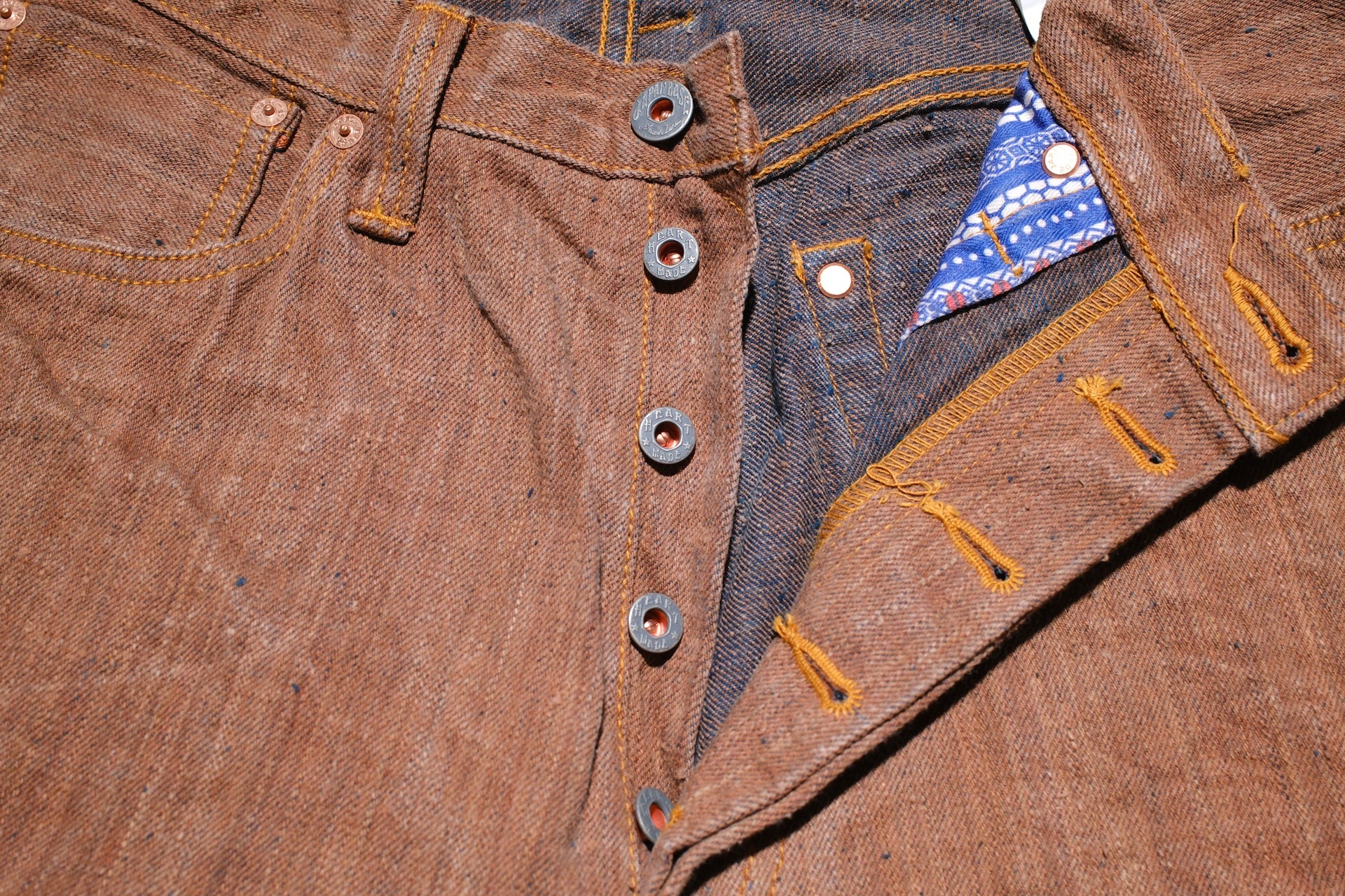 Graph Zero 13oz “Kakishibu x Natural Indigo” Neppy-Slub Denim (Classic Straight fit)