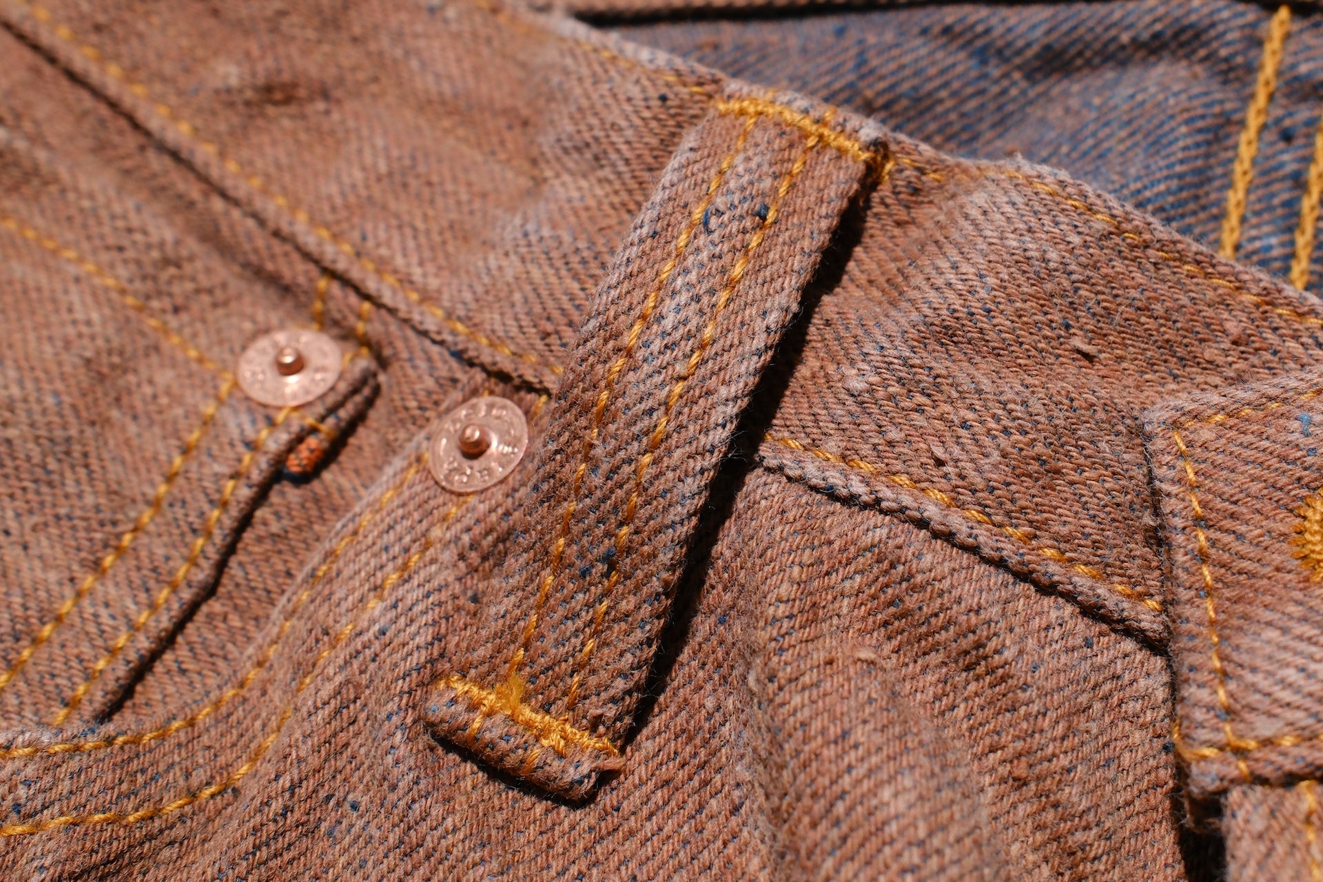 Graph Zero 13oz “Kakishibu x Natural Indigo” Neppy-Slub Denim (Classic Straight fit)
