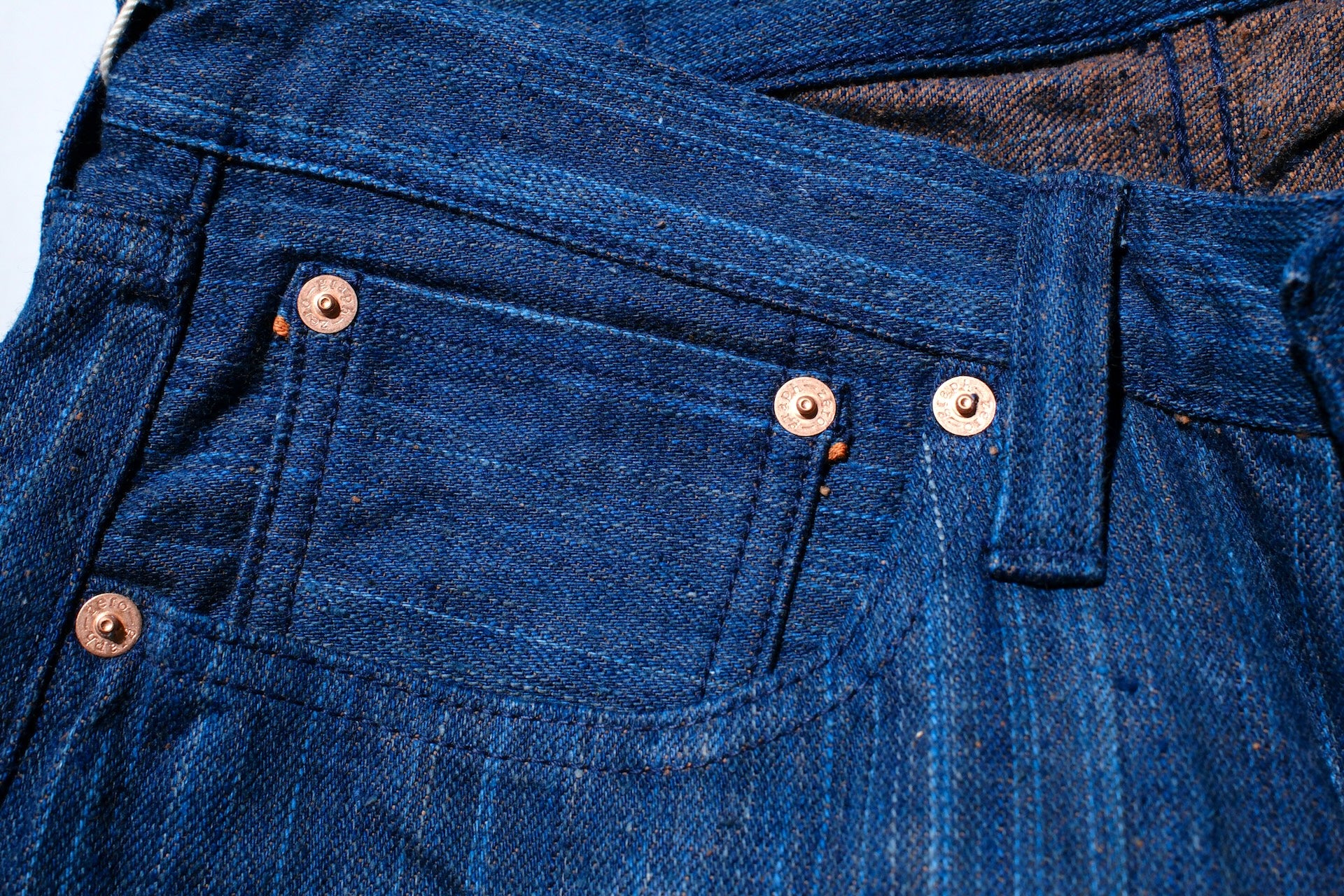 Graph Zero 13oz “Natural Indigo X Kakishibu” Vertical-Slub Denim (Classic Straight fit)