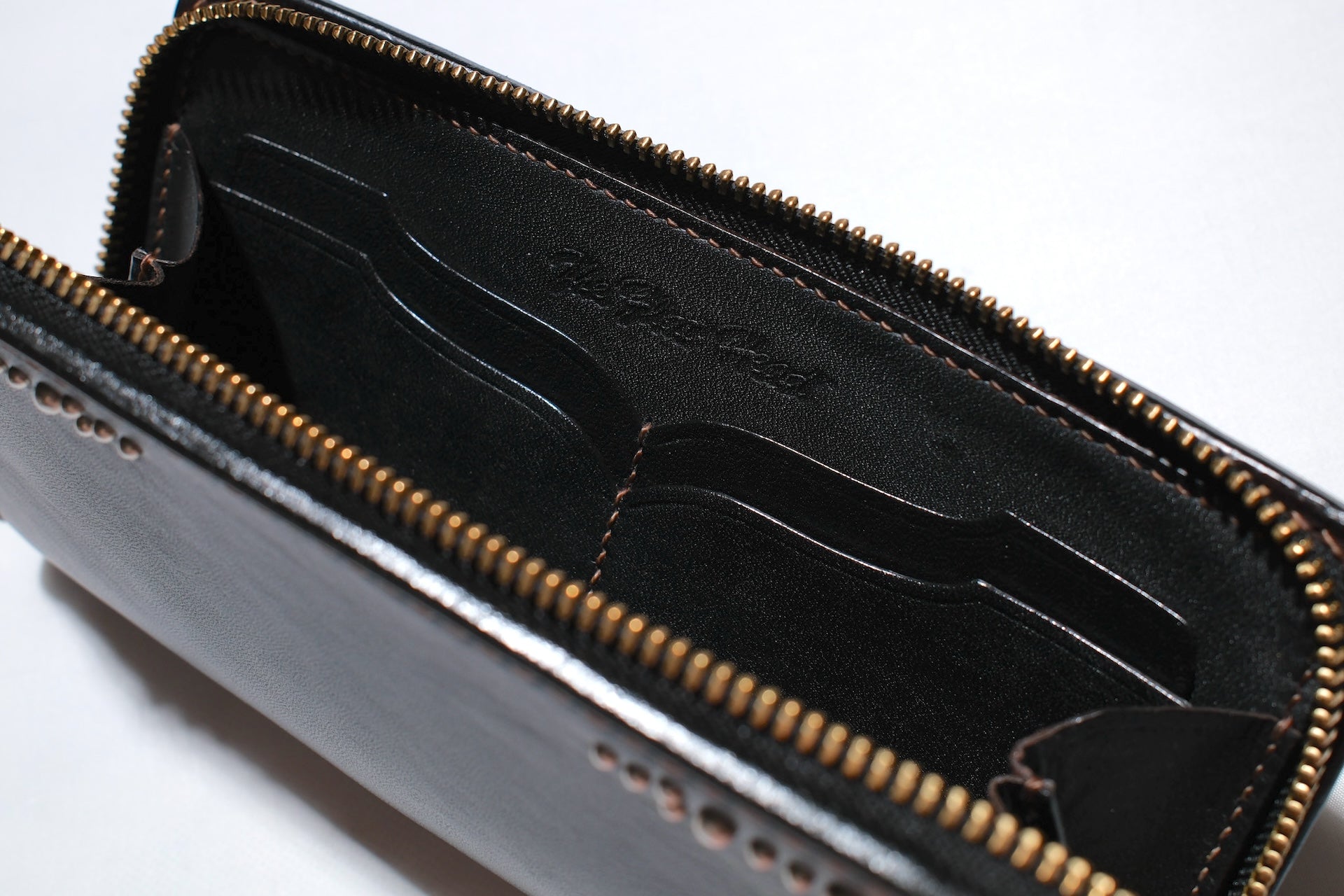 The Flat Head Horesbutt "Multi-Case" Long Wallet (Black Teacore)