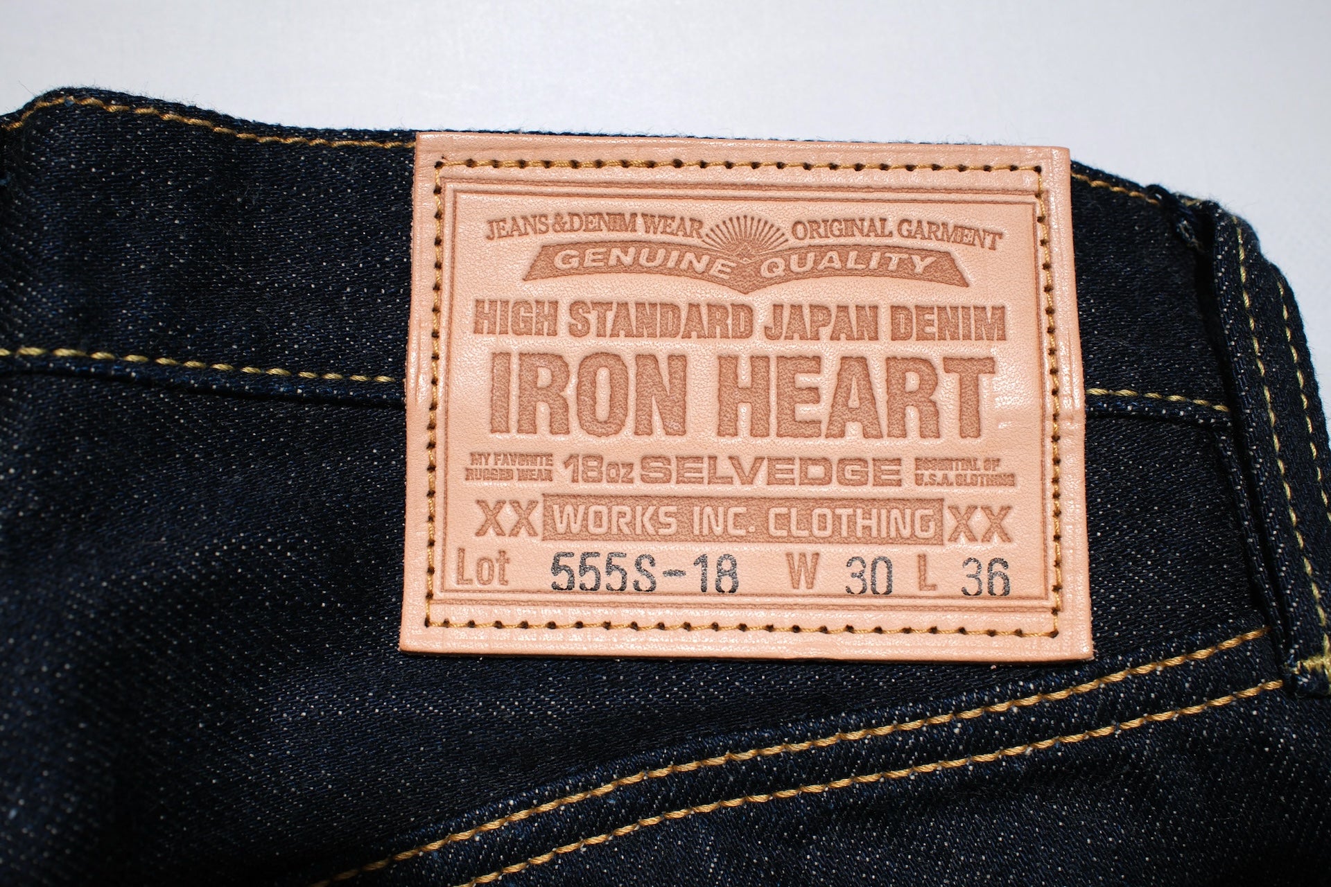 Iron Heart 555S-18 18oz Denim (Slim Tapered fit)