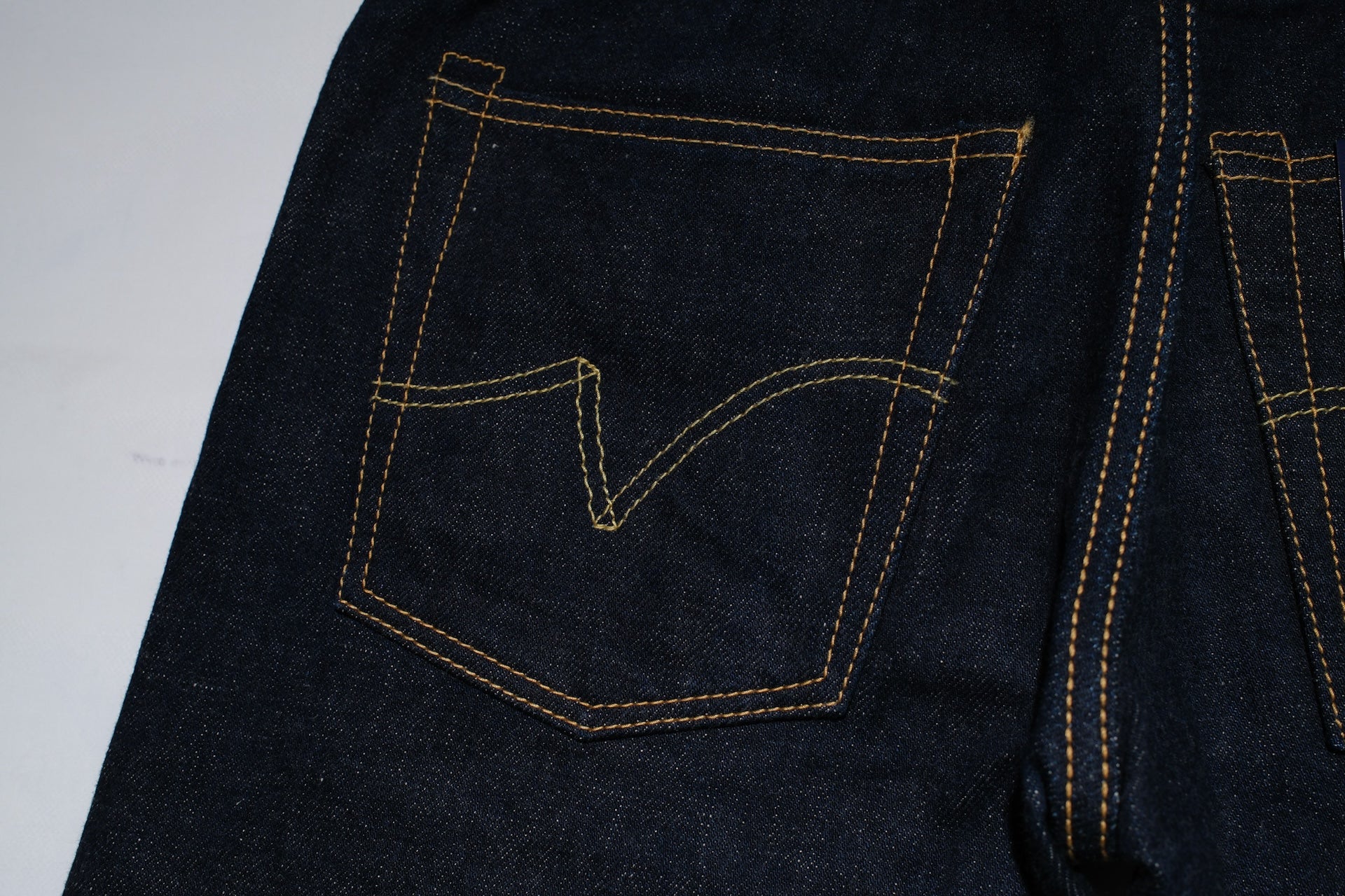 Iron Heart 777S-18 18oz Denim (Super Slim Tapered fit)