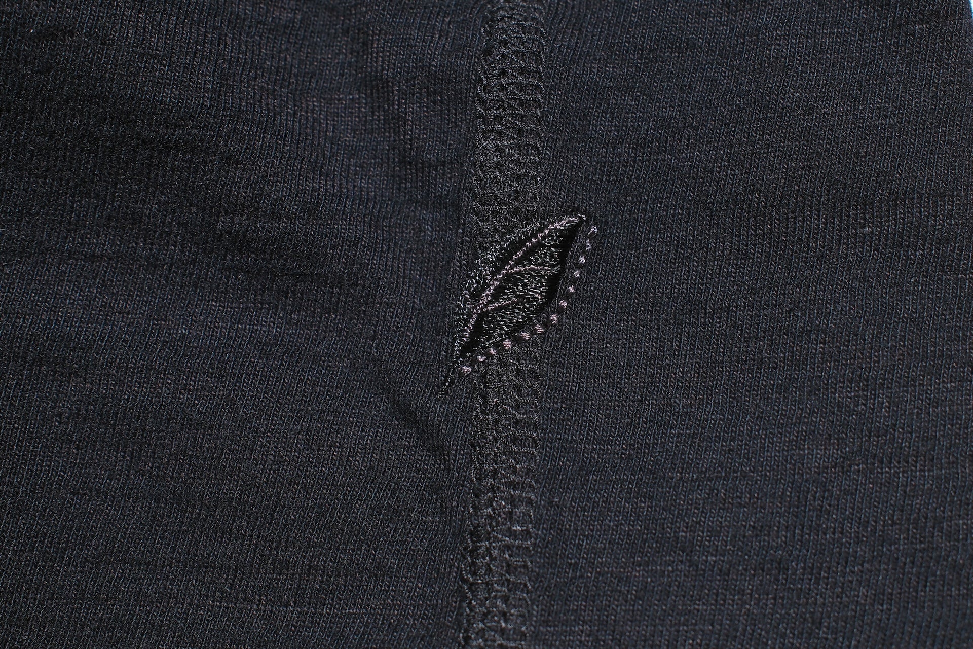Pure Blue Japan 6.5oz "Signature" Henley Tee (Indigo X Black)