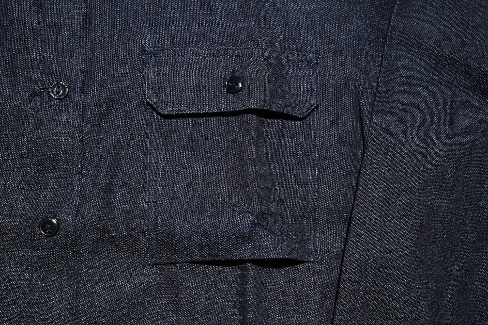 Momotaro 8oz “Tokuno Blue” Indigo Dyed Selvage Denim Workshirt